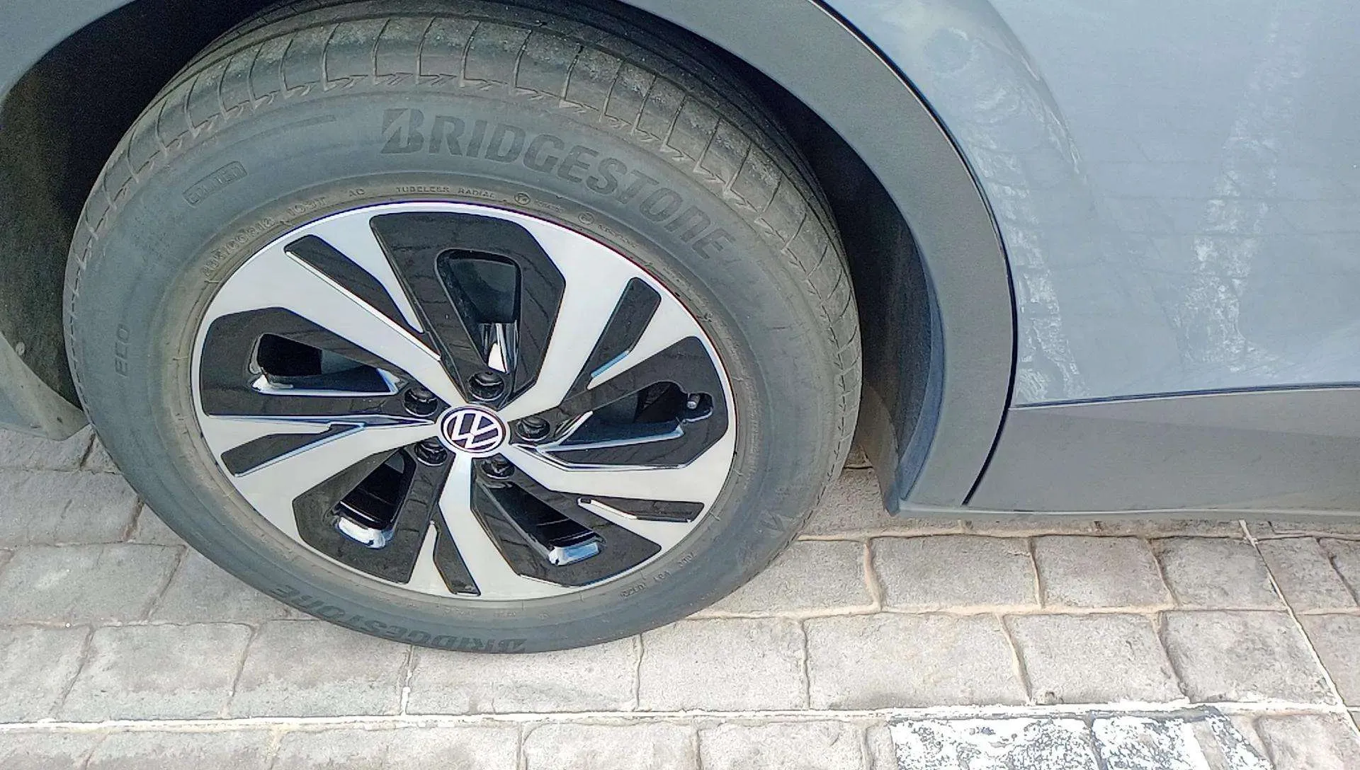 Volkswagen ID.4 Pure - foto 18