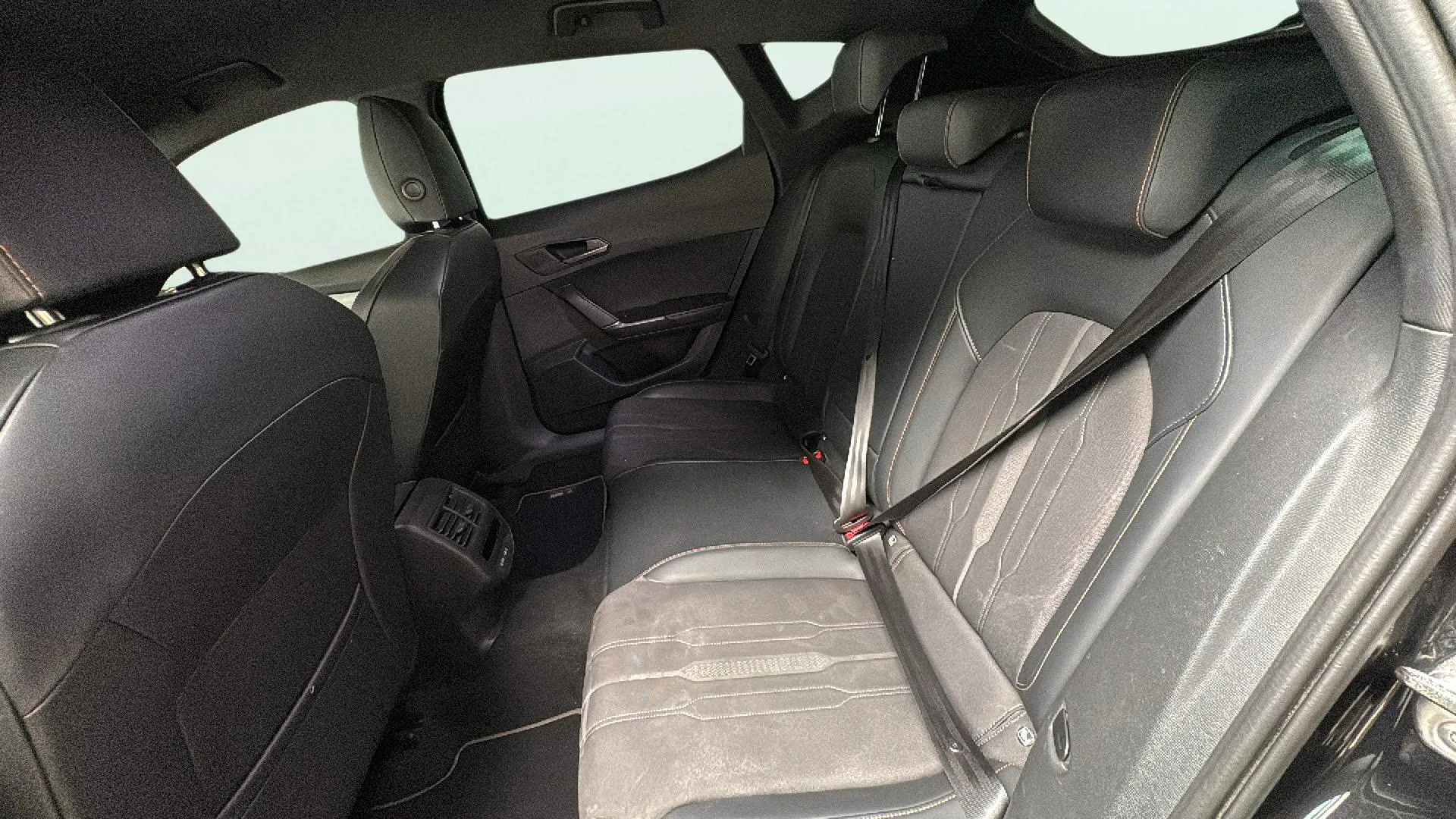Cupra Formentor 1.5 TSI DSG - foto 9