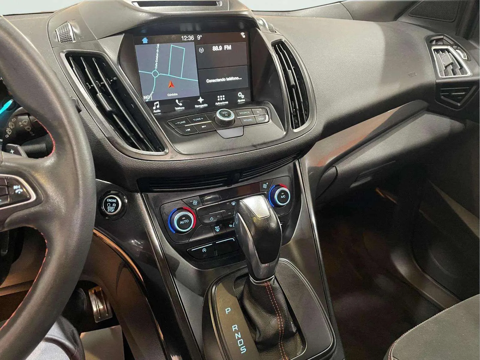 Ford Kuga 1.5 EcoBoost 4x4 ASS ST-Line - foto 11