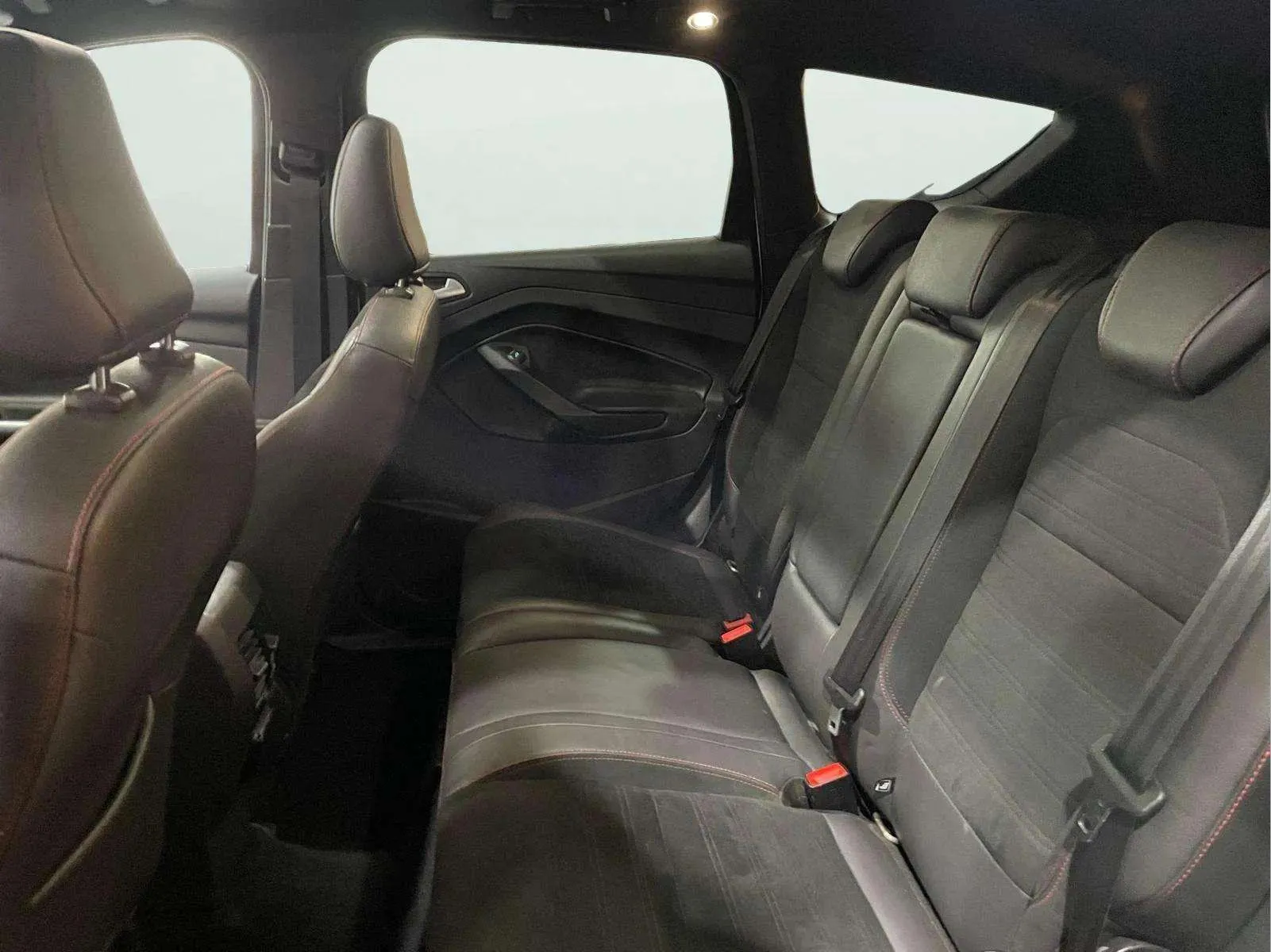 Ford Kuga 1.5 EcoBoost 4x4 ASS ST-Line - foto 13