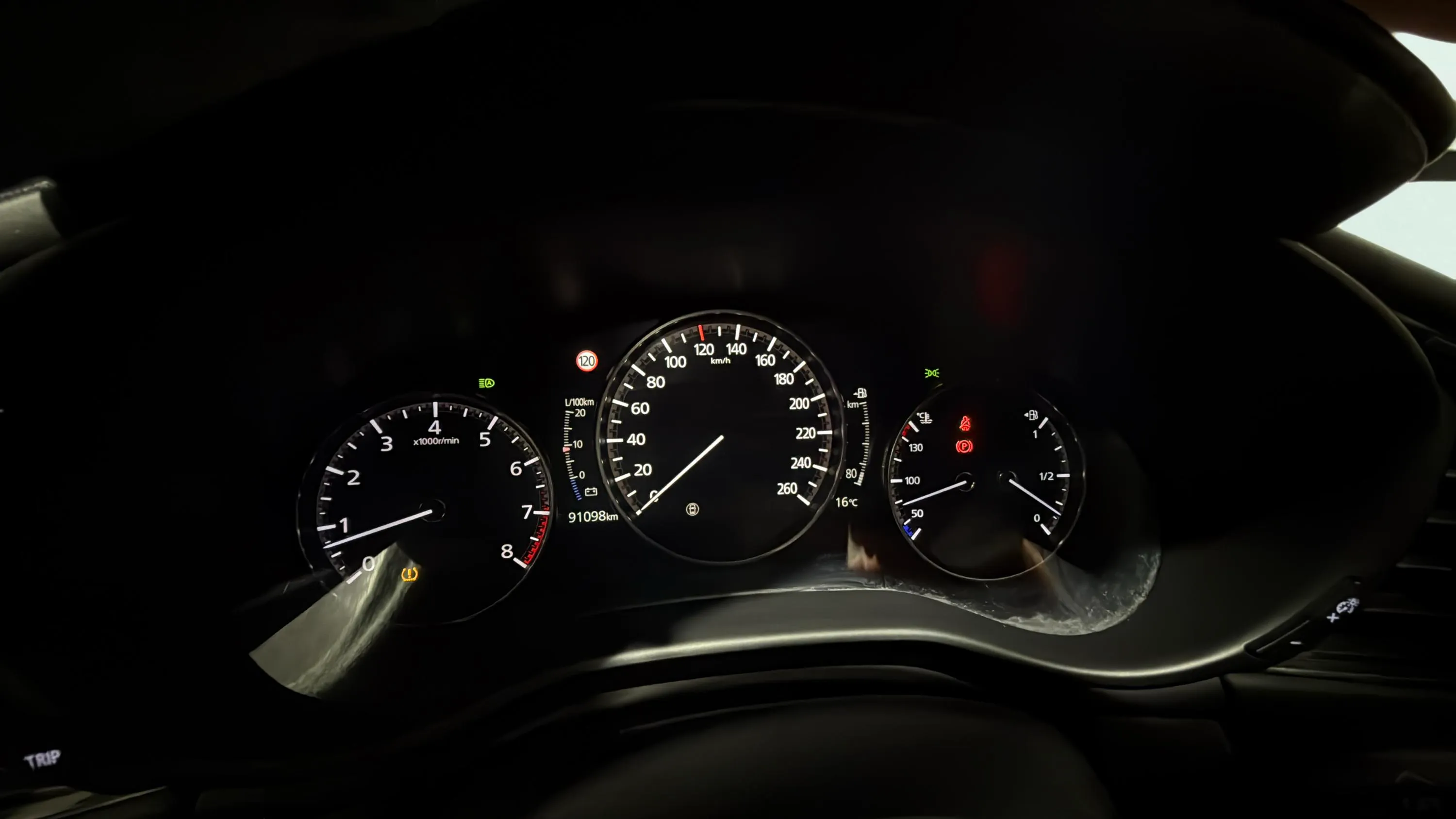 Mazda Mazda3 2.0 Skyactiv-G Zenith - foto 17