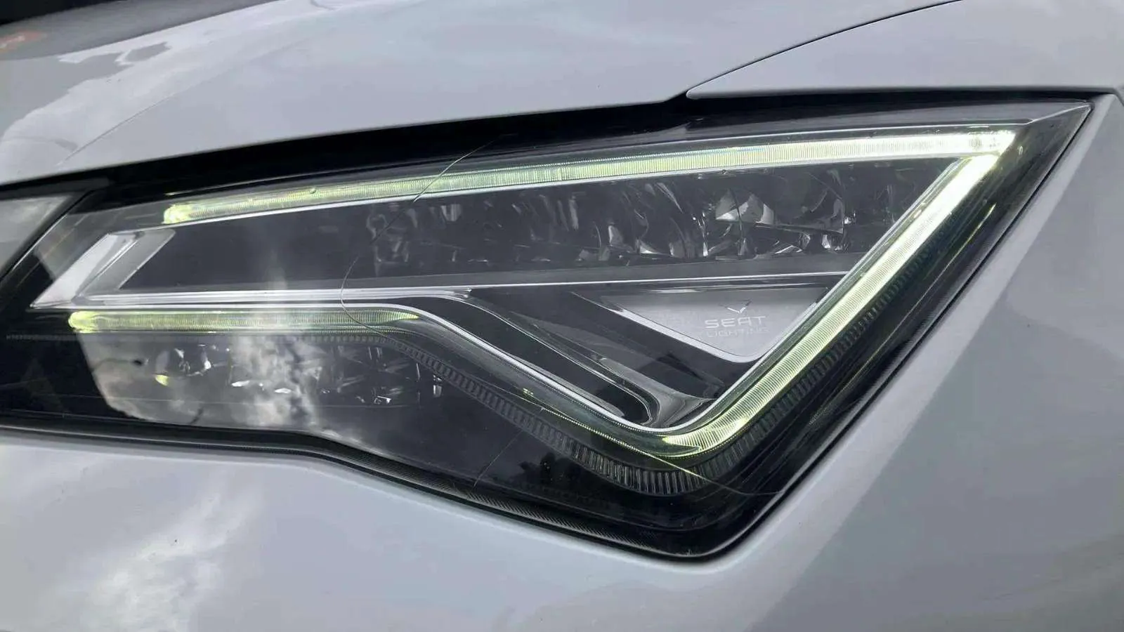 SEAT Ateca 1.5 TSI DSG Xcel Edit. - foto 9