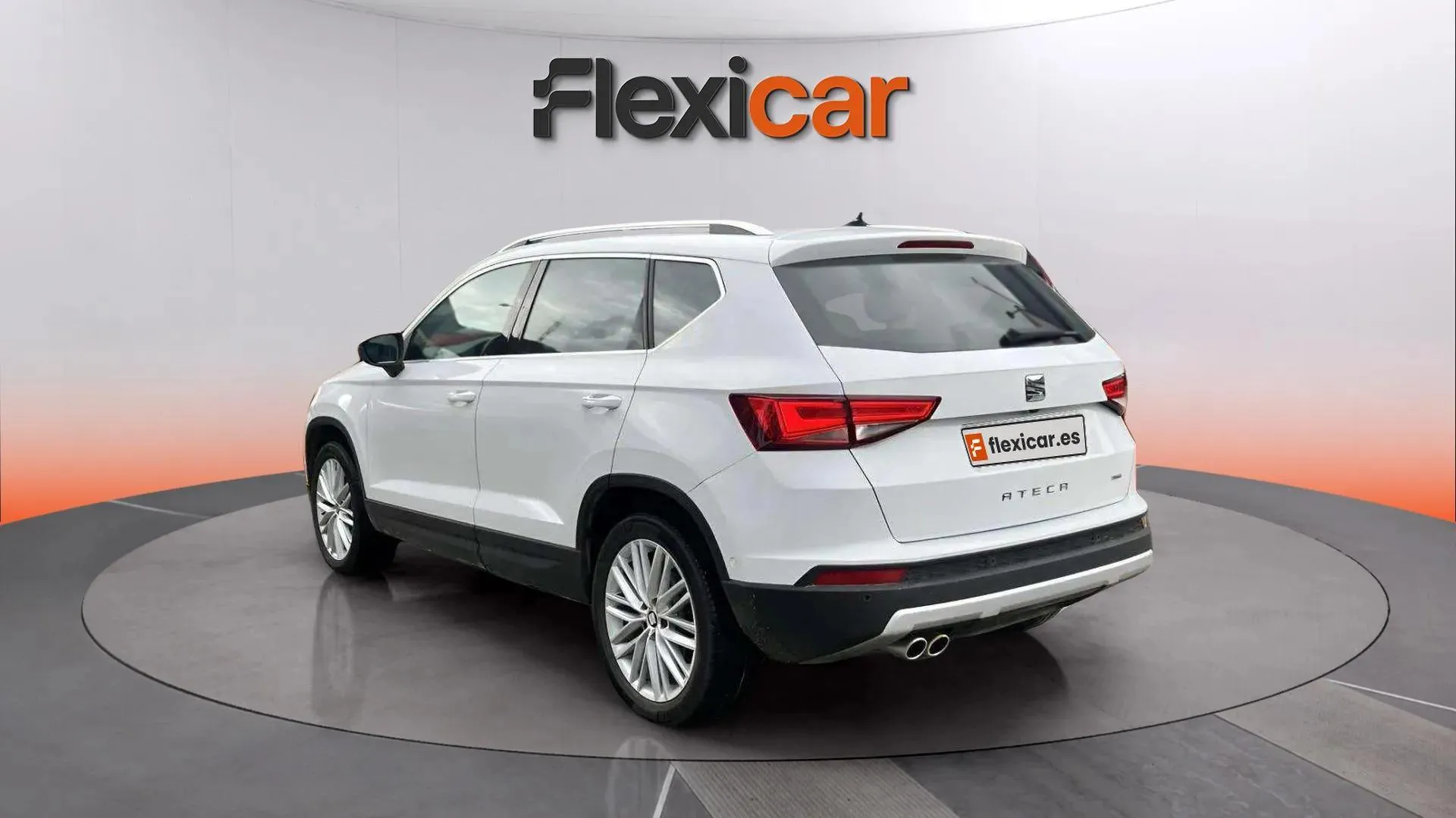 SEAT Ateca 1.5 TSI DSG Xcel Edit. - foto 5
