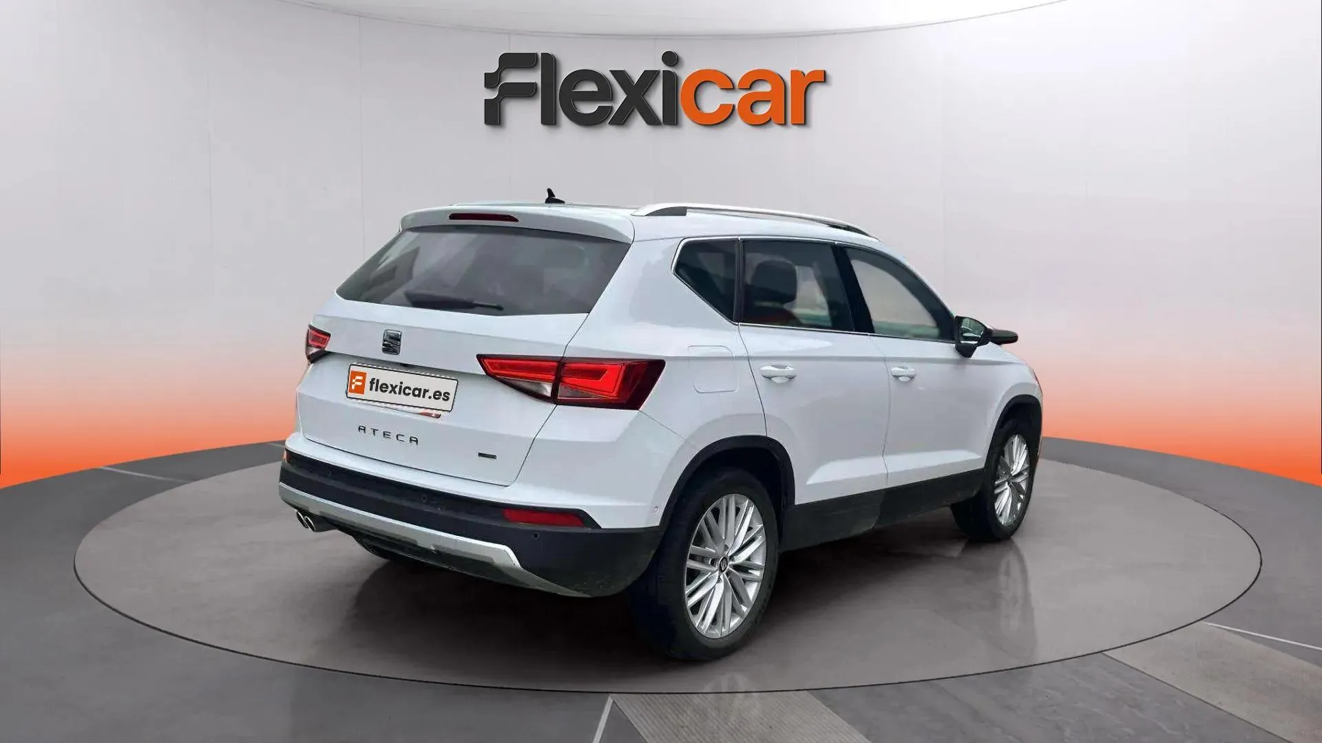 SEAT Ateca 1.5 TSI DSG Xcel Edit. - foto 8