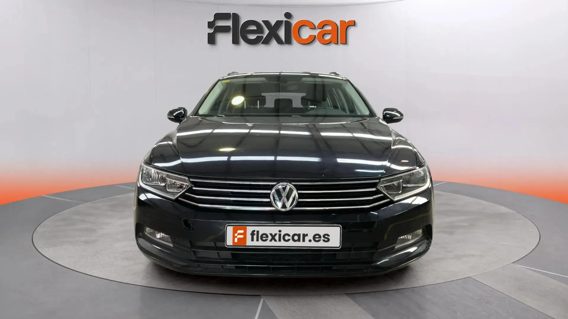 Volkswagen Passat Advance 1.6 TDI DSG Variant - foto 2