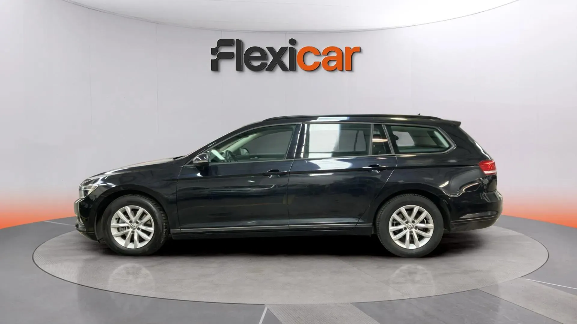 Volkswagen Passat Advance 1.6 TDI DSG Variant - foto 4