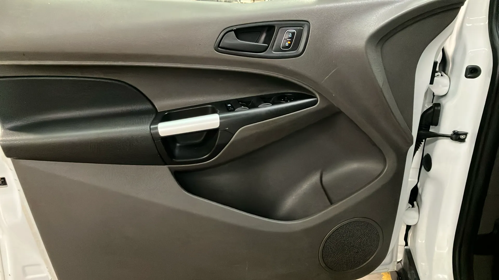 Ford Tourneo Connect 1.5 TDCi Trend - foto 28