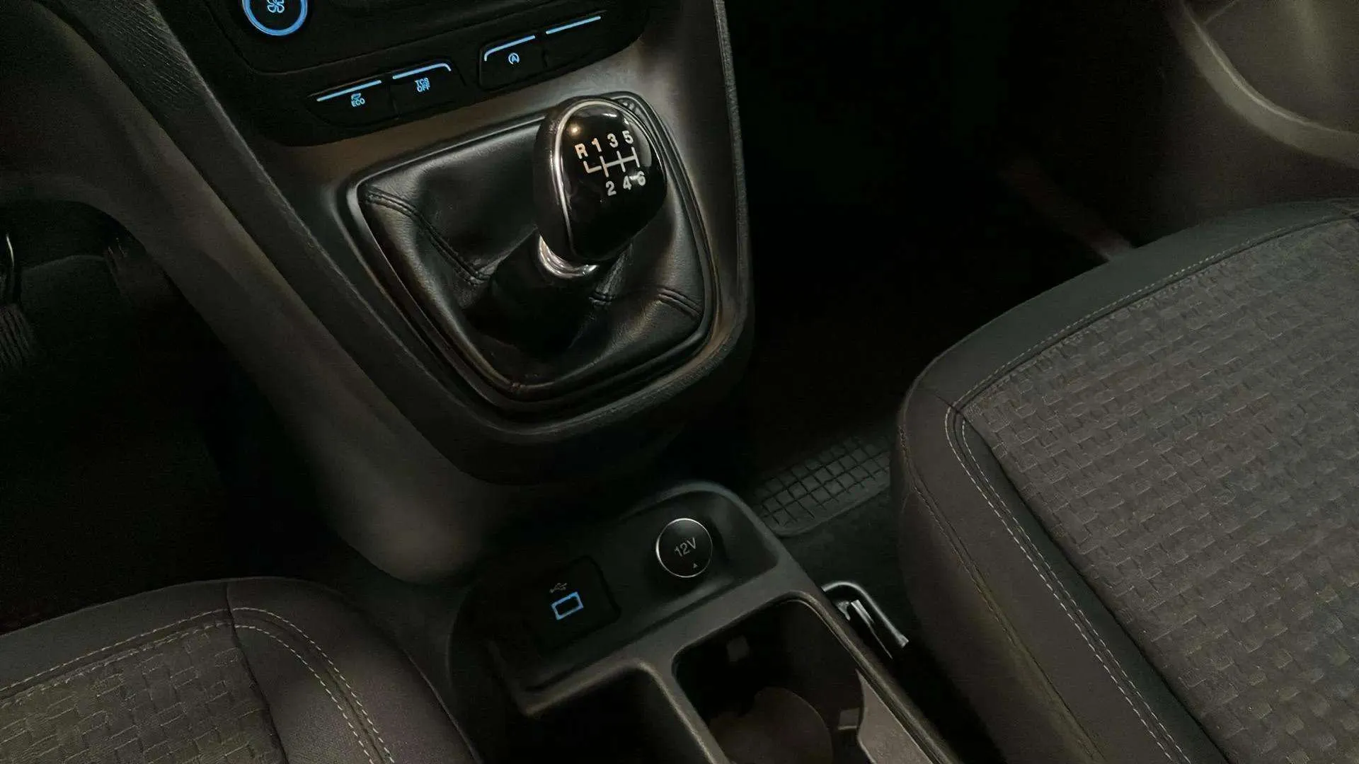 Ford Tourneo Connect 1.5 TDCi Trend - foto 17
