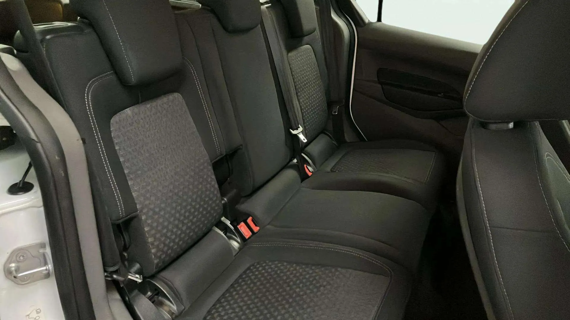 Ford Tourneo Connect 1.5 TDCi Trend - foto 12