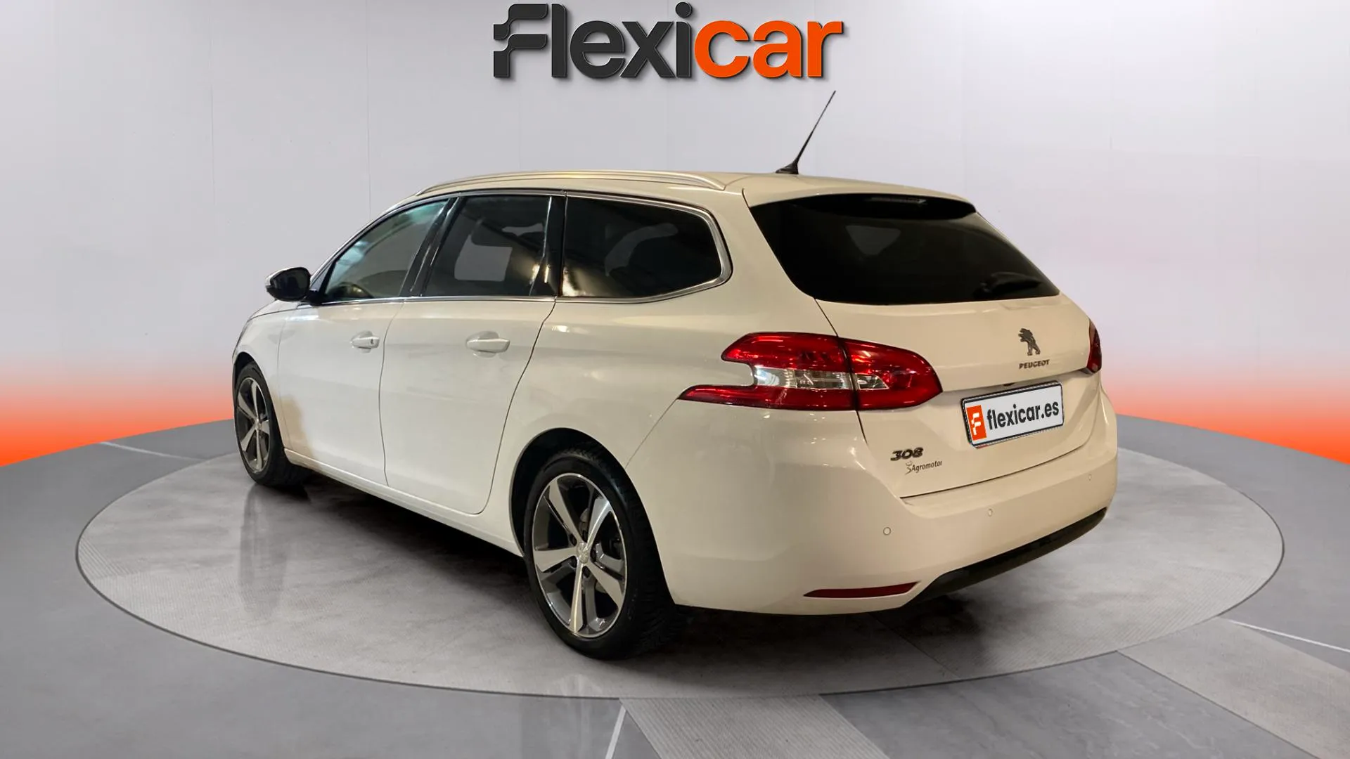 Peugeot 308 SW Allure Pack PureTech 130 - foto 6