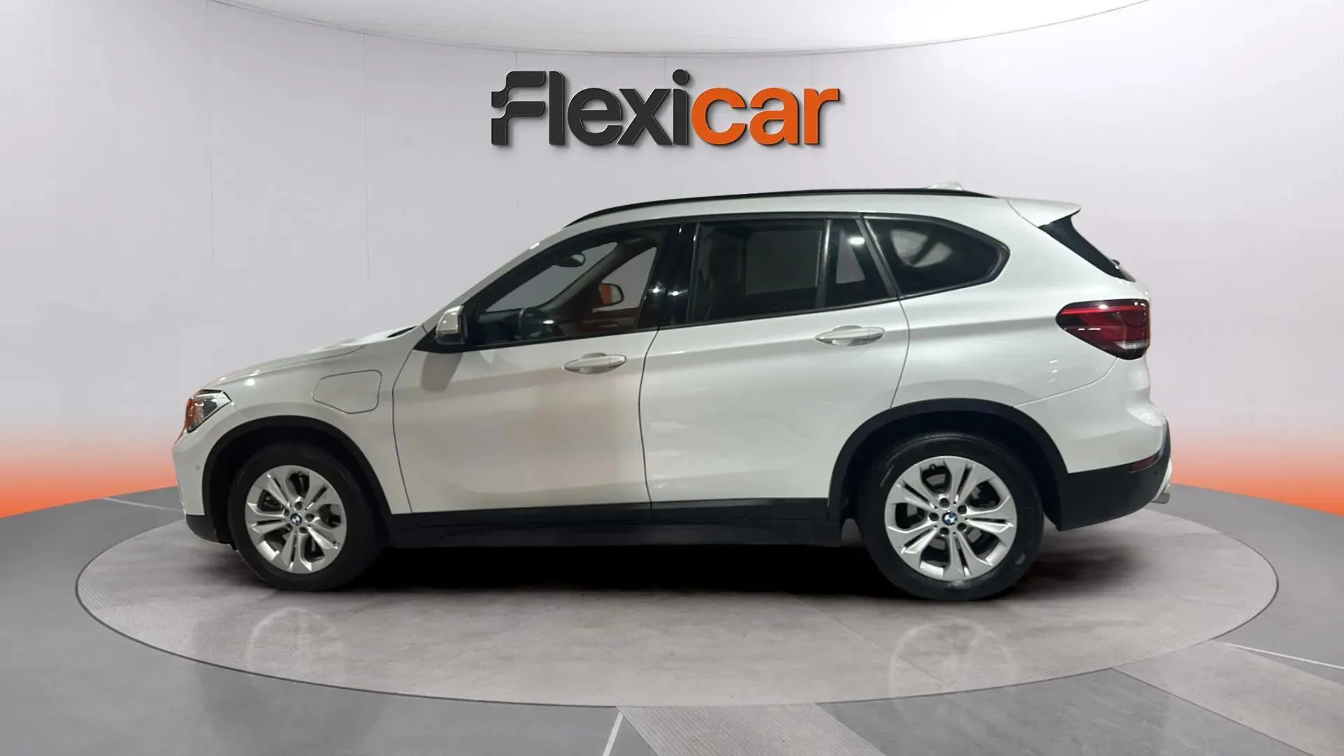 BMW X1 xDrive25e - foto 5