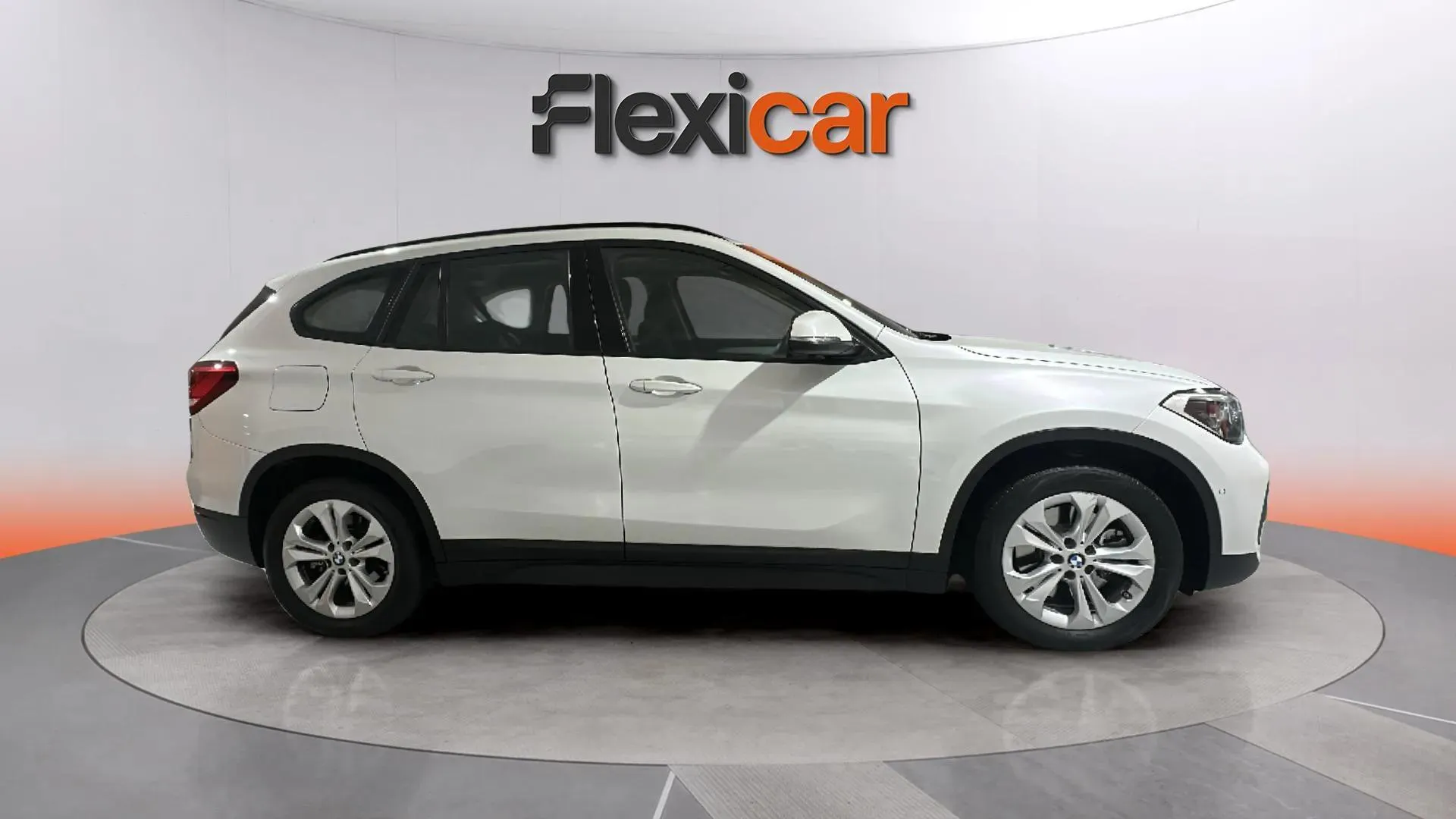 BMW X1 xDrive25e - foto 3