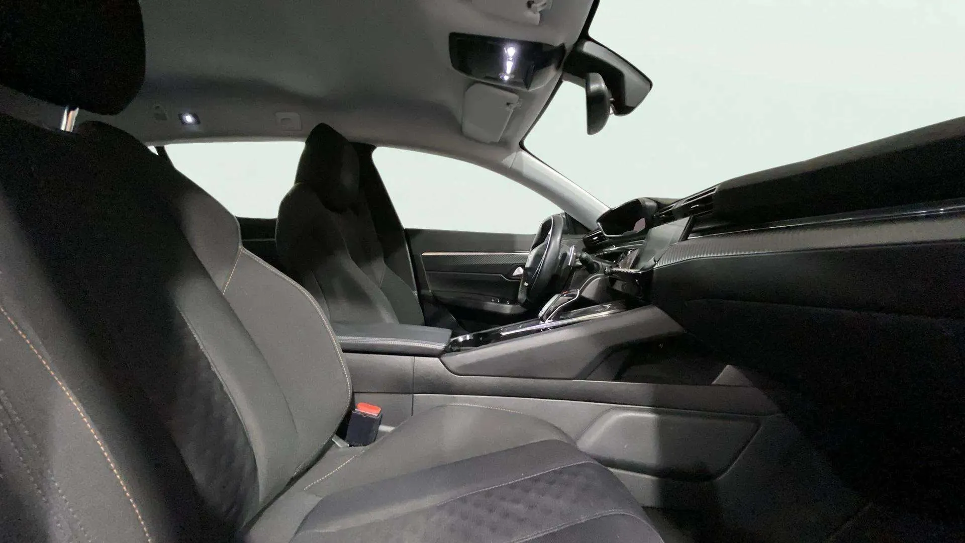 Peugeot 508 SW Allure Pack PureTech 130 EAT8 - foto 13