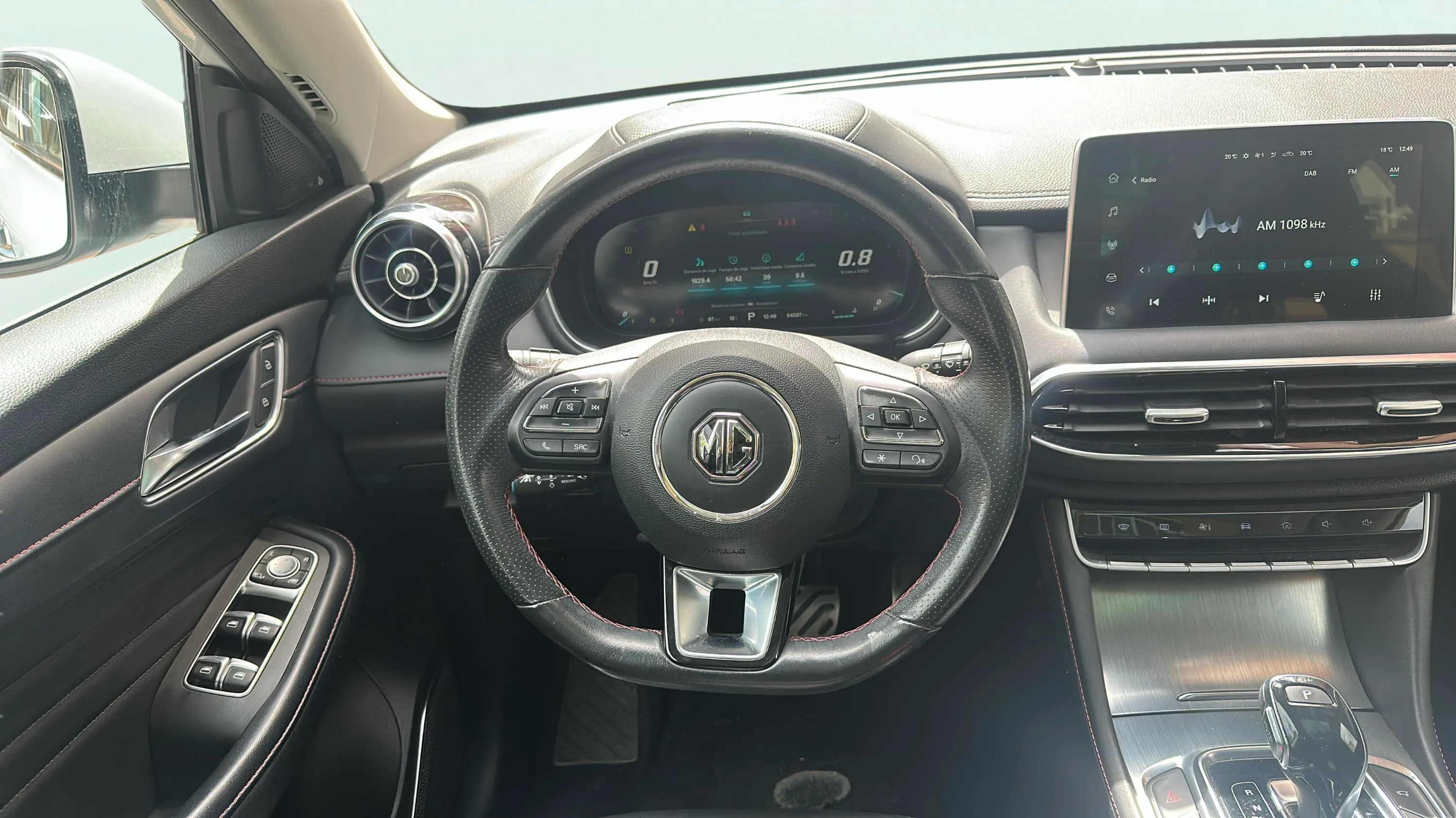 MG HS 1.5 Turbo GDI Luxury DCT - foto 12