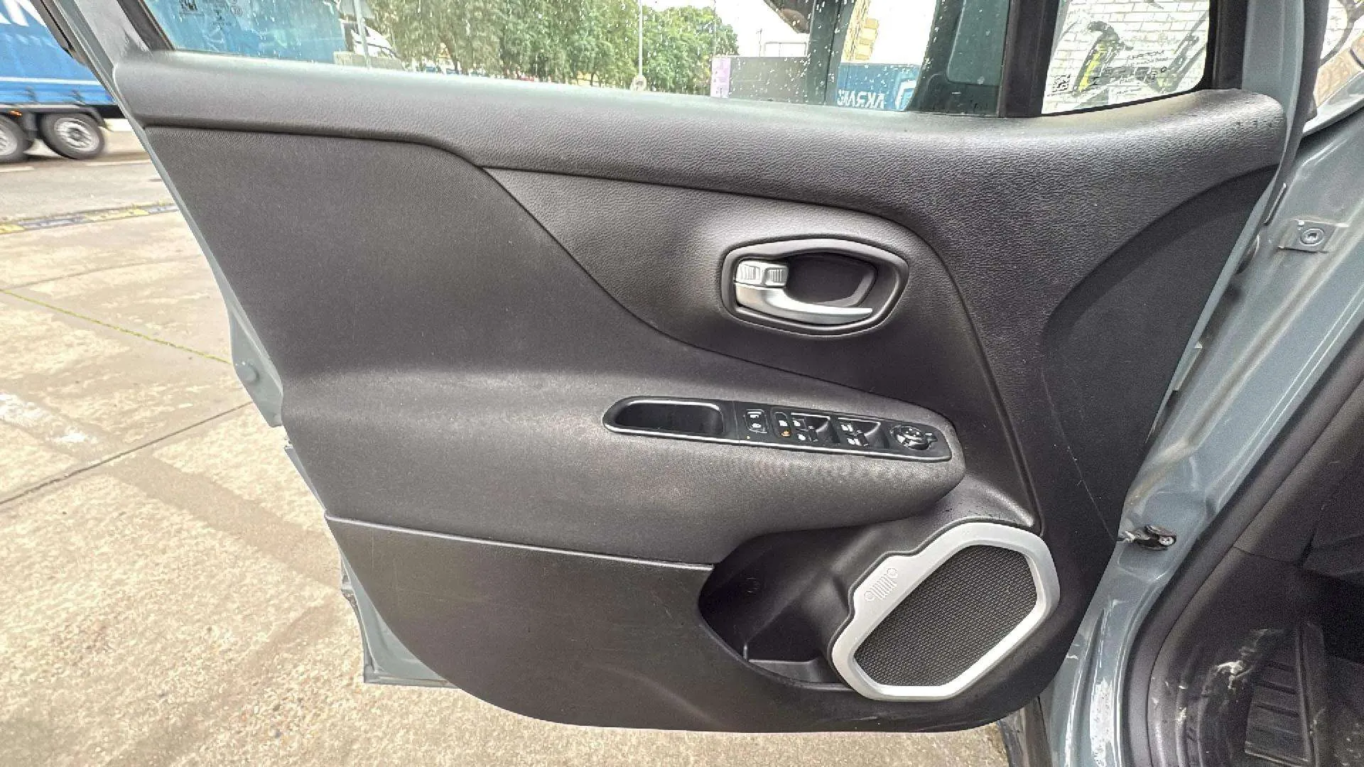 Jeep Renegade 1.6 Mjet Longitude 4x2 E6 - foto 15