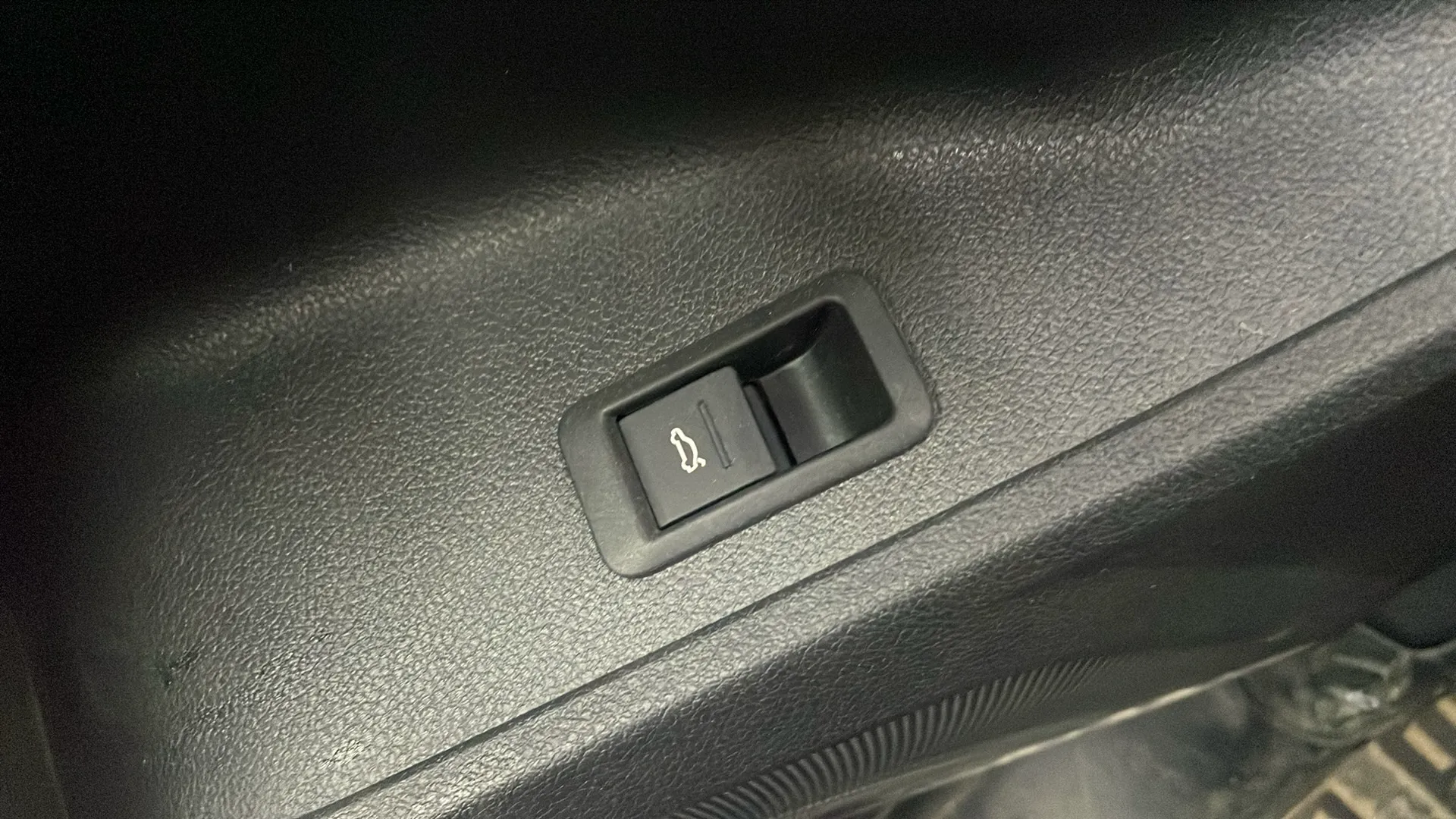 Audi Q3 S line 35 TDI S tronic - foto 32
