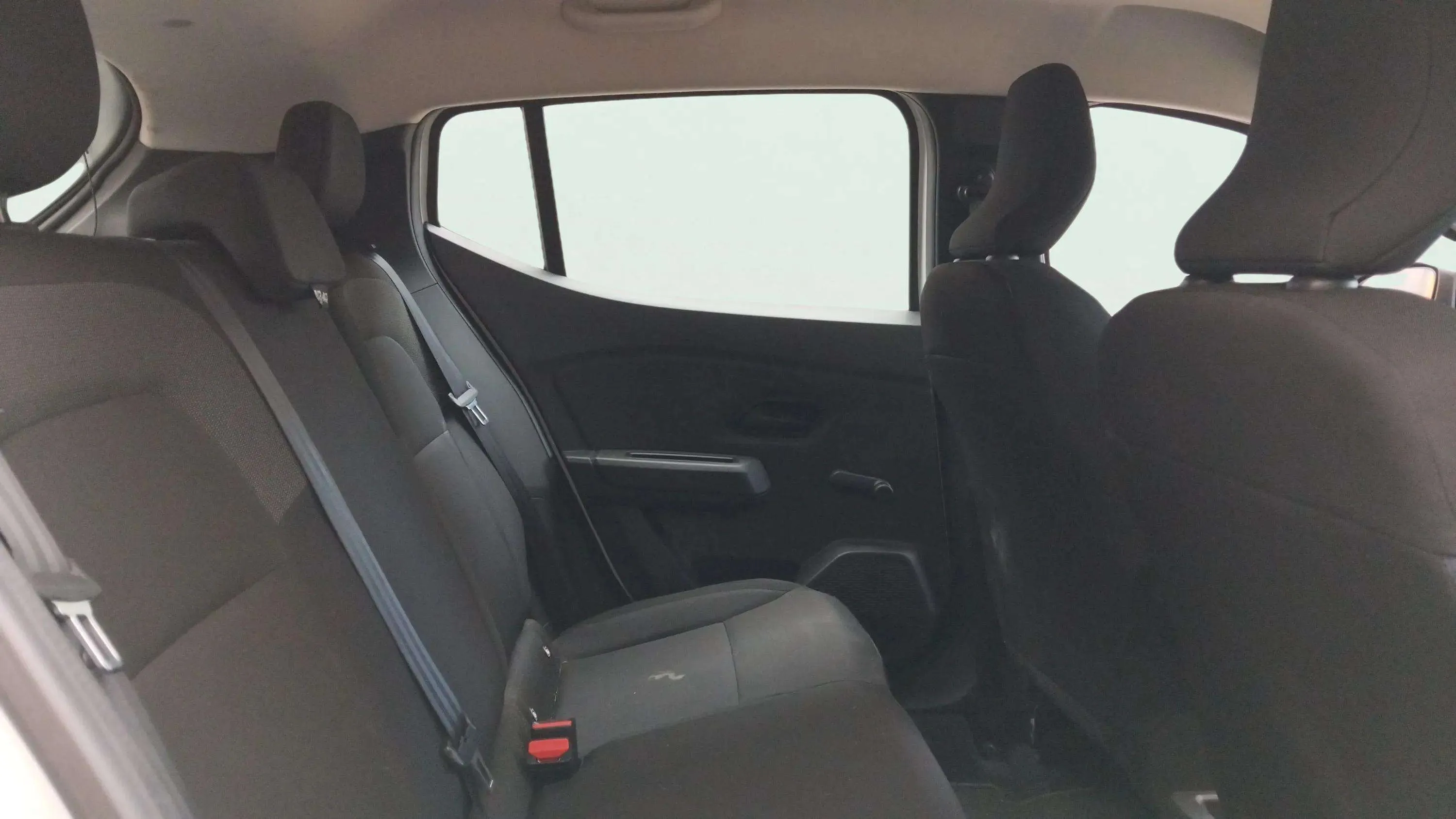Dacia Sandero Access SCe - foto 10