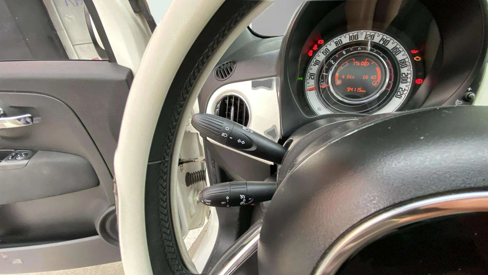 Fiat 500 Lounge 1.2 - foto 19
