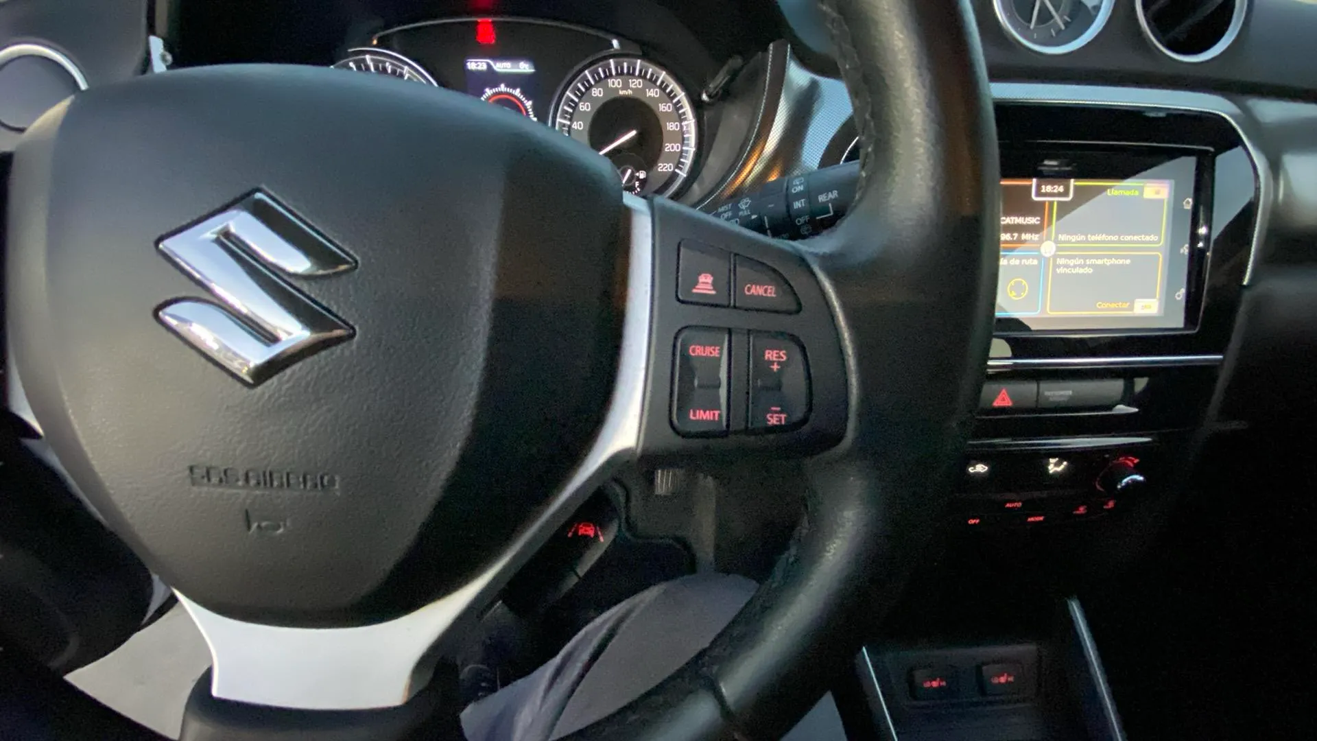 Suzuki Vitara 1.4 T GLE - foto 21