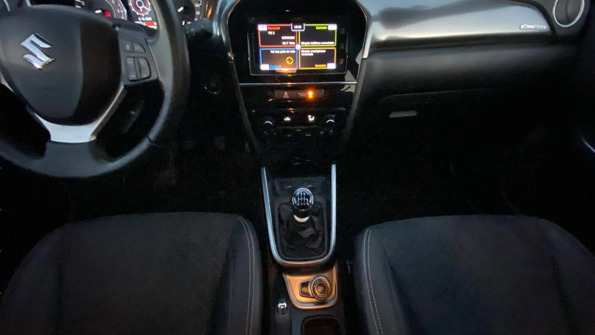 Suzuki Vitara 1.4 T GLE - foto 10