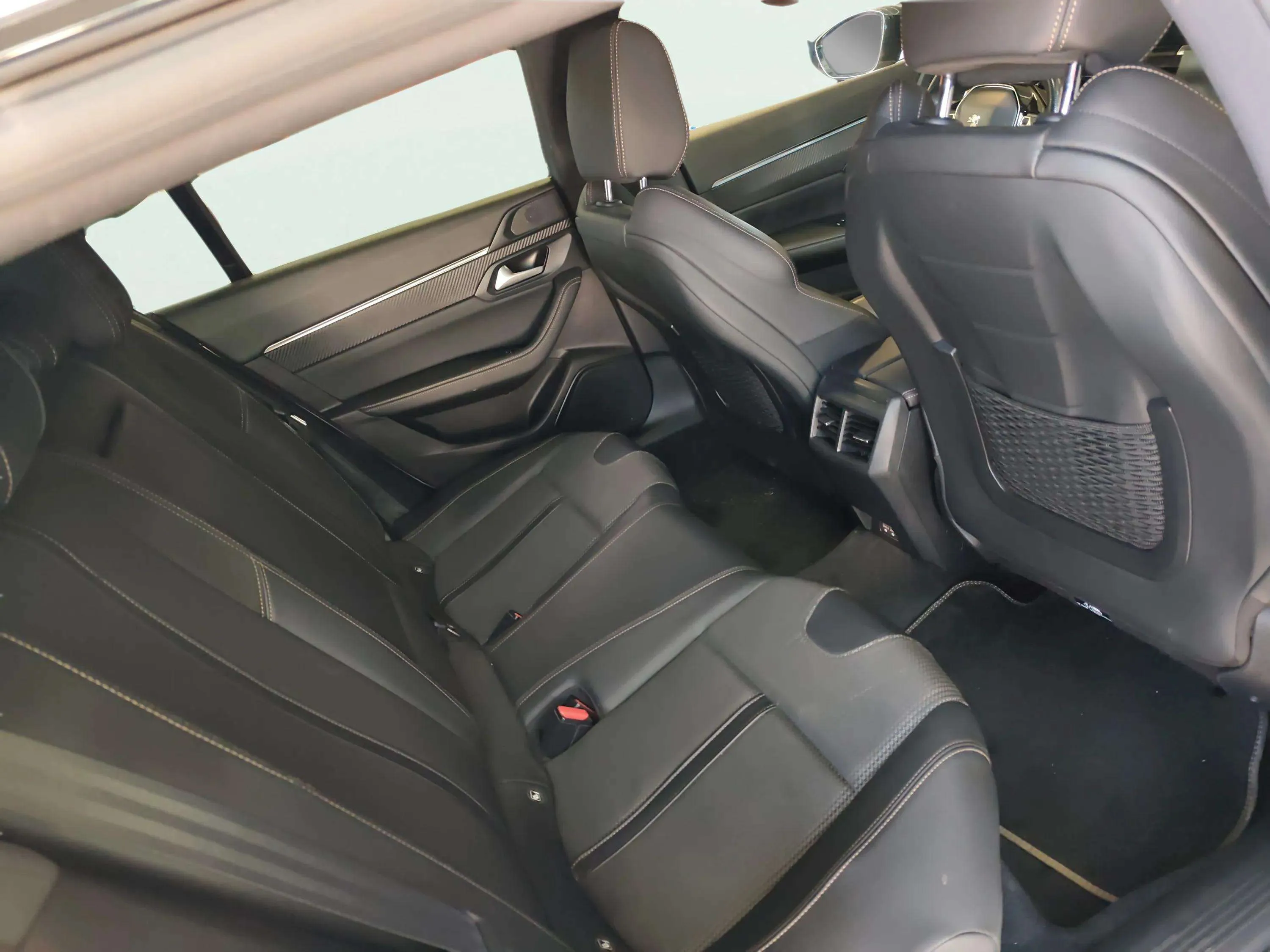 Peugeot 508 SW GT Line e-EAT8 - foto 13