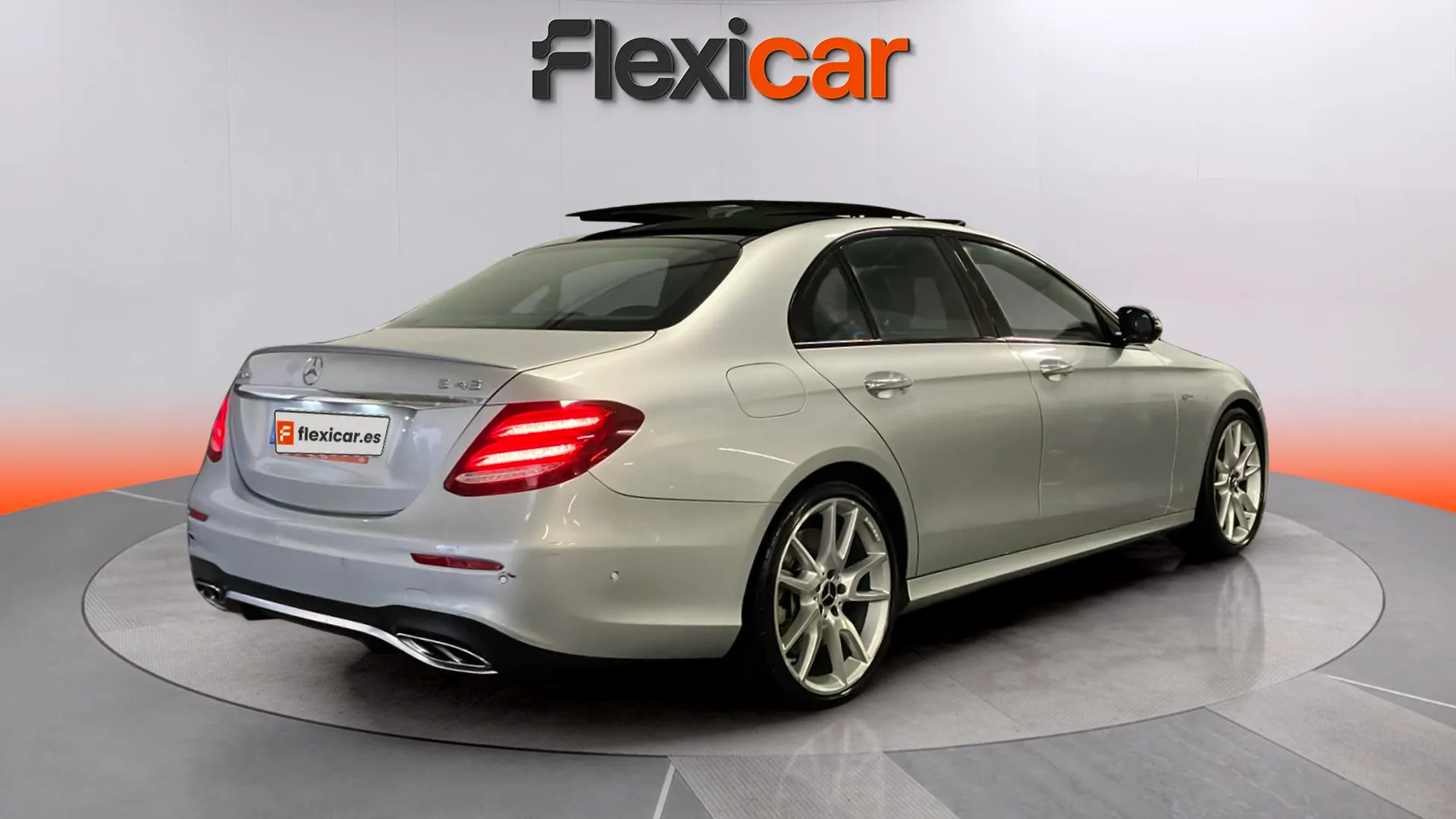 Mercedes-Benz Clase E Mercedes-AMG E 43 4MATIC - foto 6