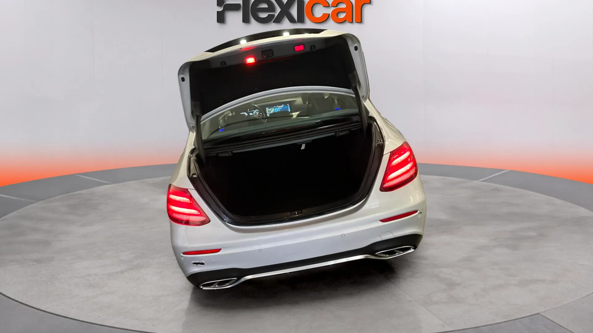 Mercedes-Benz Clase E Mercedes-AMG E 43 4MATIC - foto 9