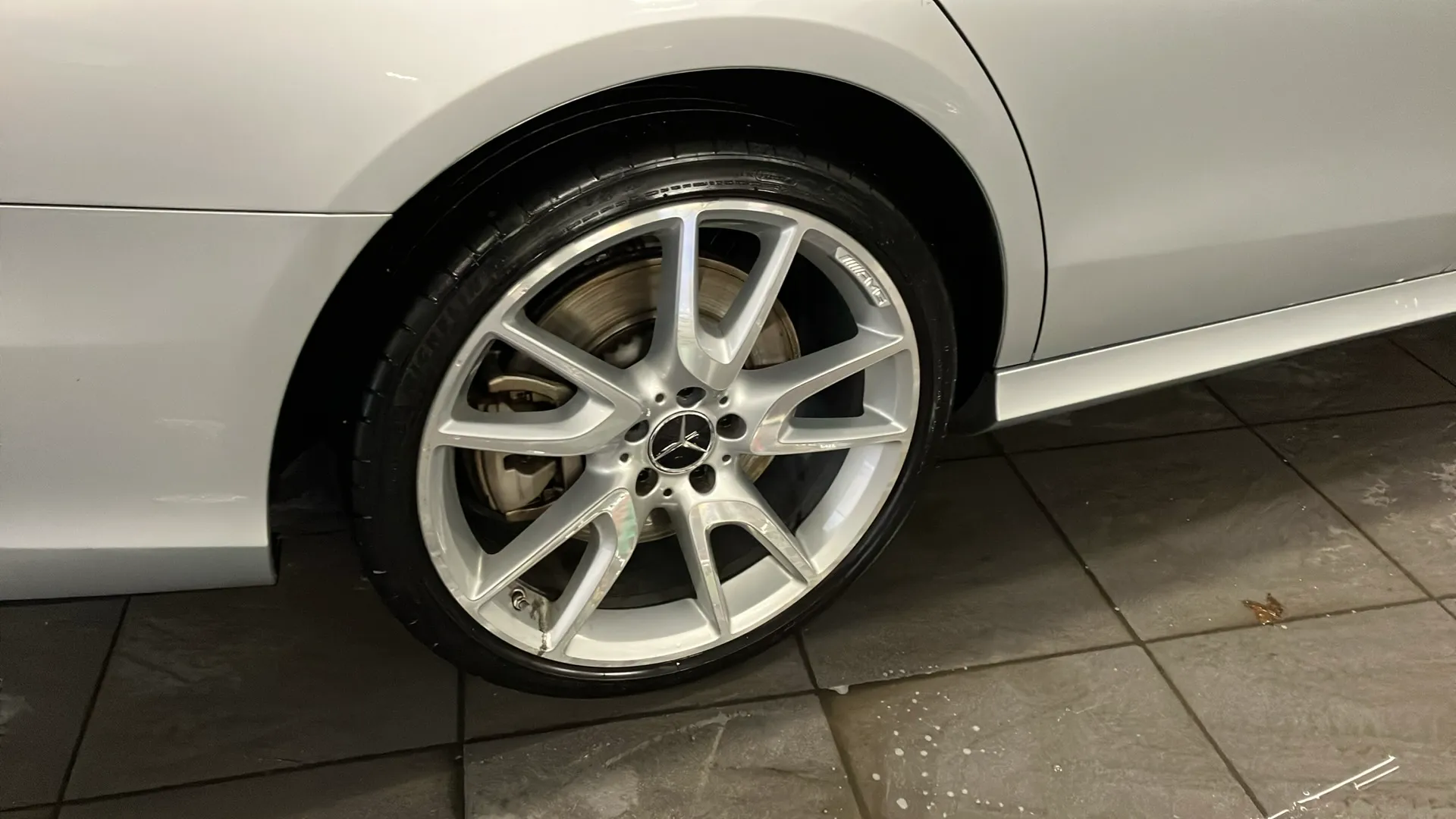 Mercedes-Benz Clase E Mercedes-AMG E 43 4MATIC - foto 27