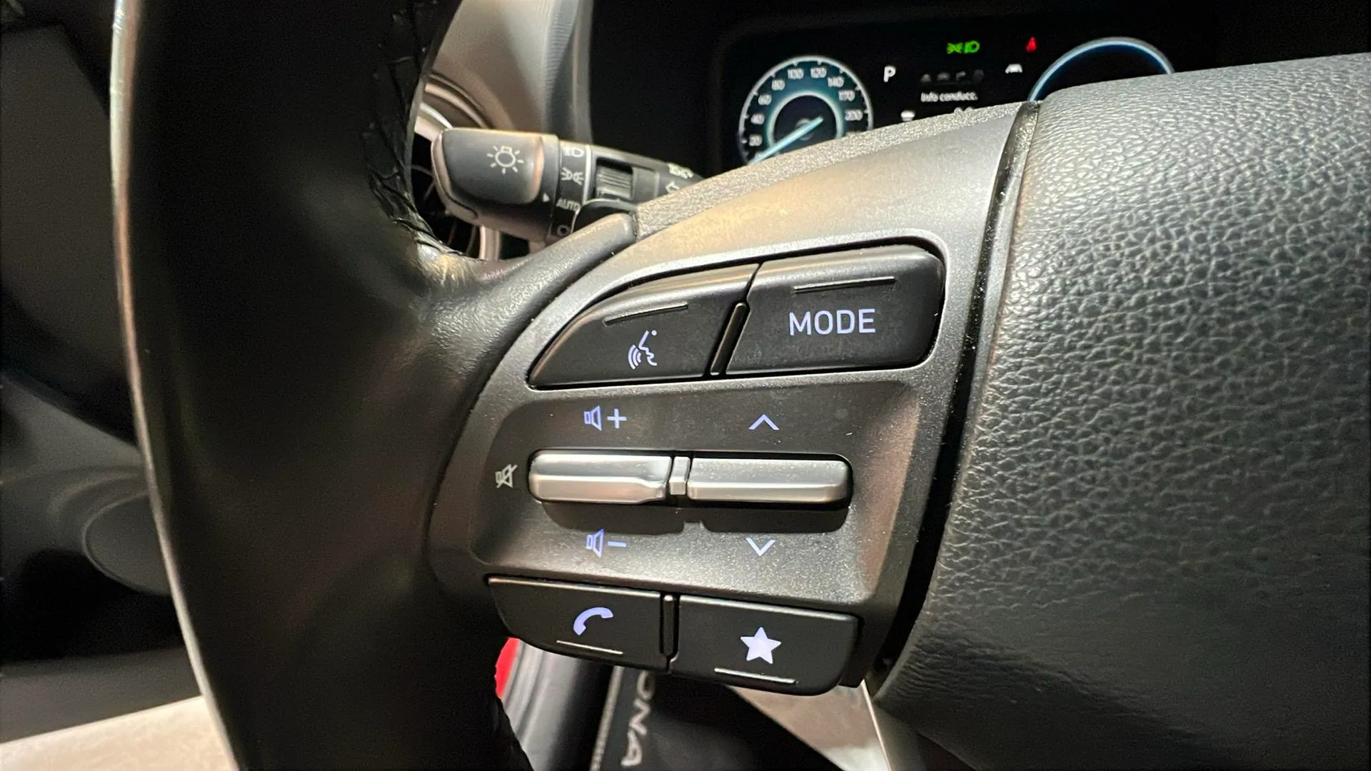 Hyundai Kona EV Maxx - foto 22