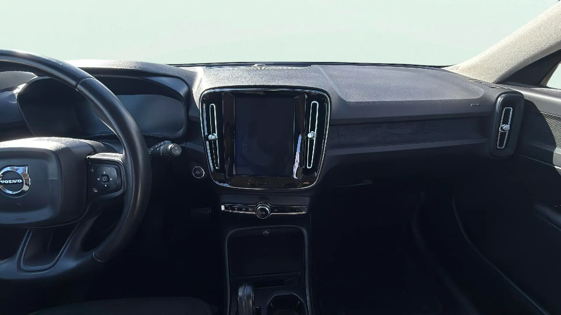 Volvo XC40 1.5 T3 Momentum - foto 10