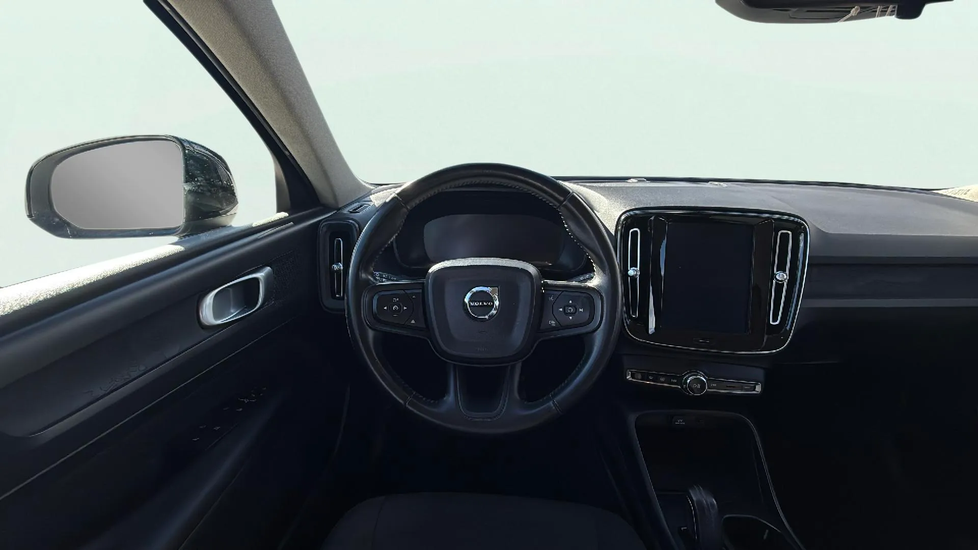 Volvo XC40 1.5 T3 Momentum - foto 9