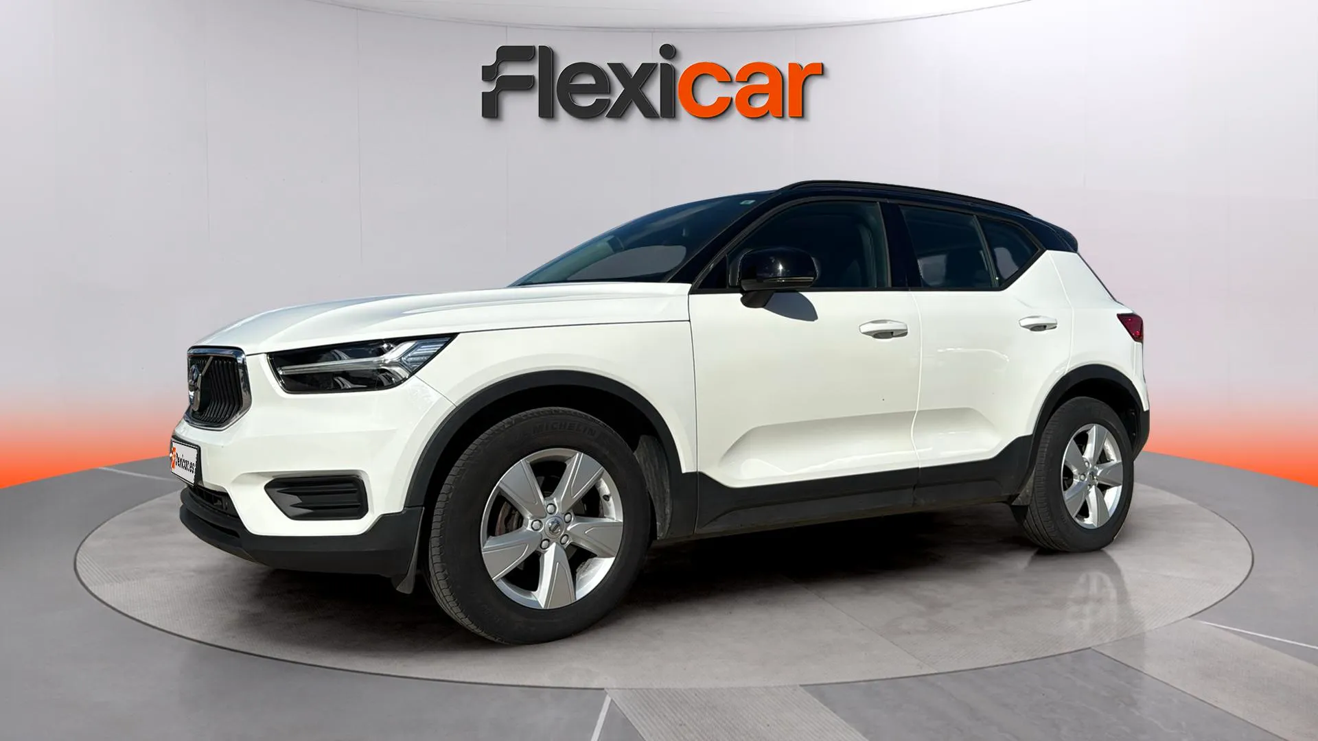 Volvo XC40 1.5 T3 Momentum - foto 3