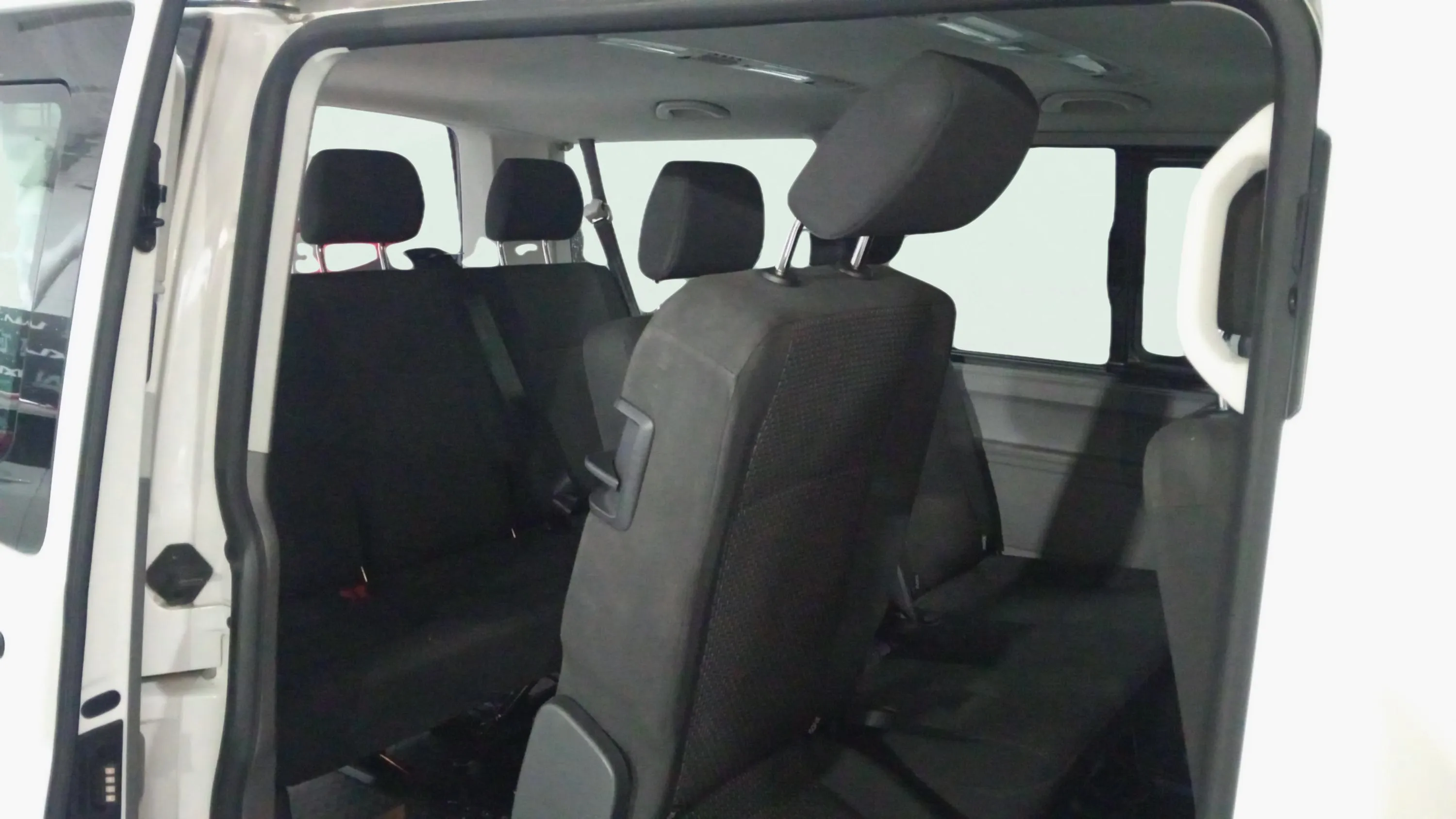 Volkswagen Caravelle Origin Corta 2.0 TDI BMT DSG - foto 25