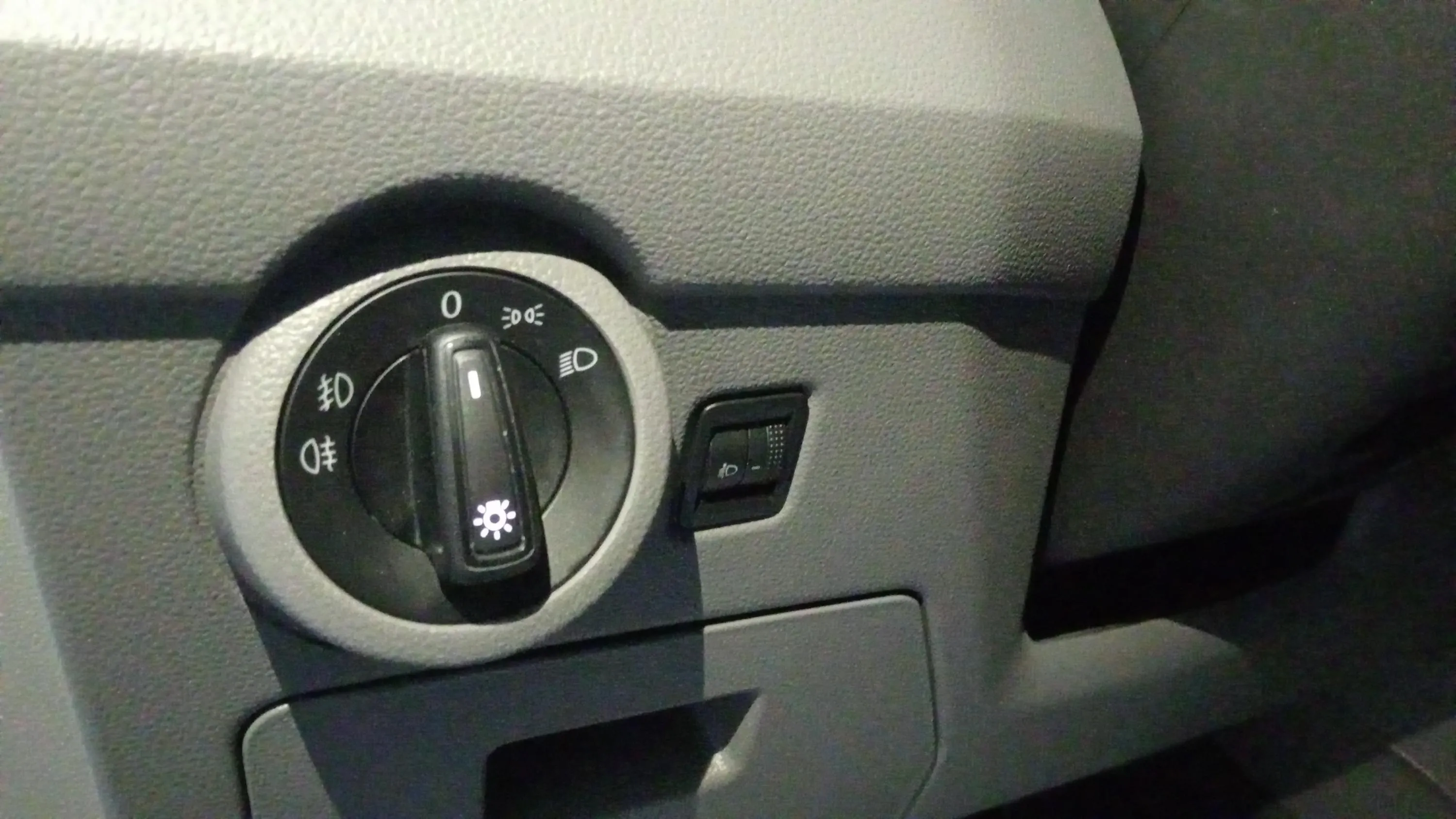 Volkswagen Caravelle Origin Corta 2.0 TDI BMT DSG - foto 23