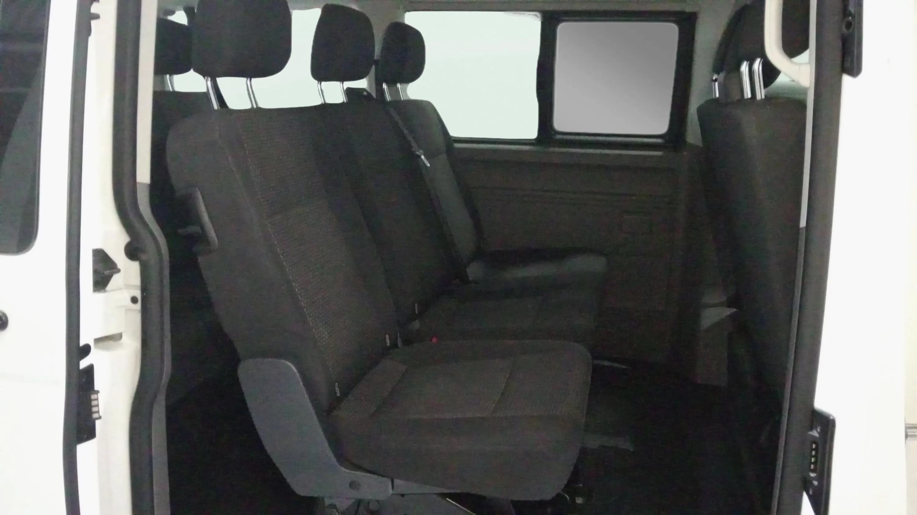 Volkswagen Caravelle Origin Corta 2.0 TDI BMT DSG - foto 18