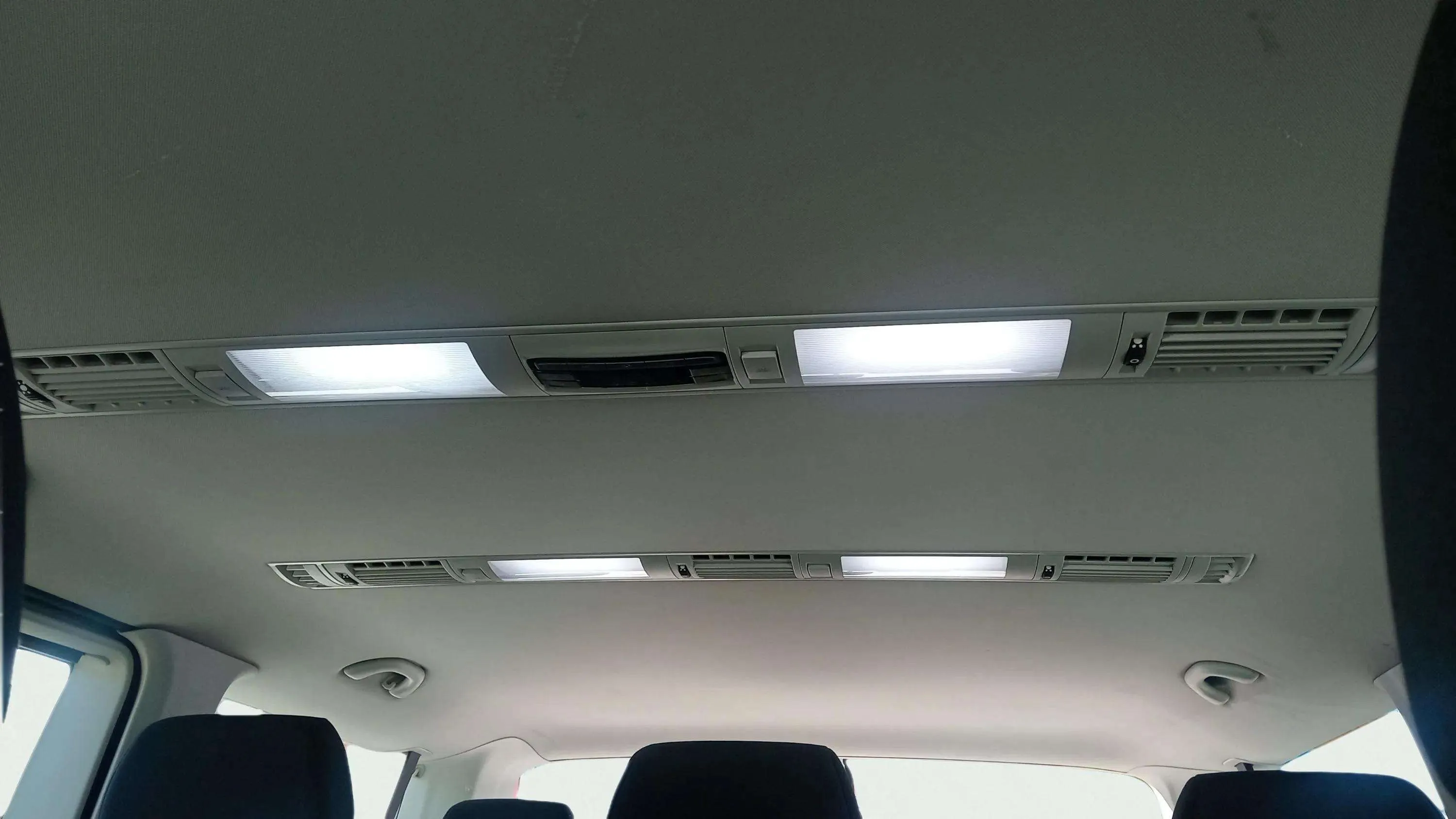 Volkswagen Caravelle Origin Corta 2.0 TDI BMT DSG - foto 26