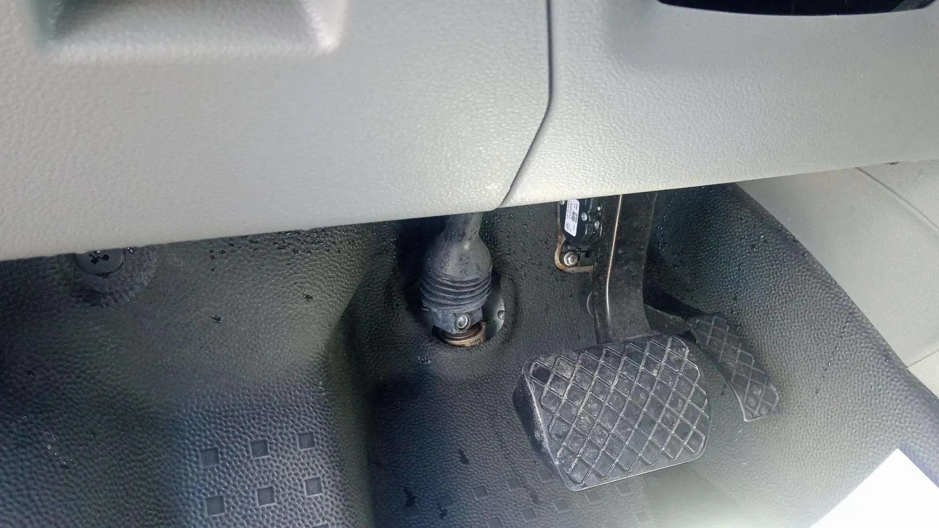 Volkswagen Caravelle Origin Corta 2.0 TDI BMT DSG - foto 21