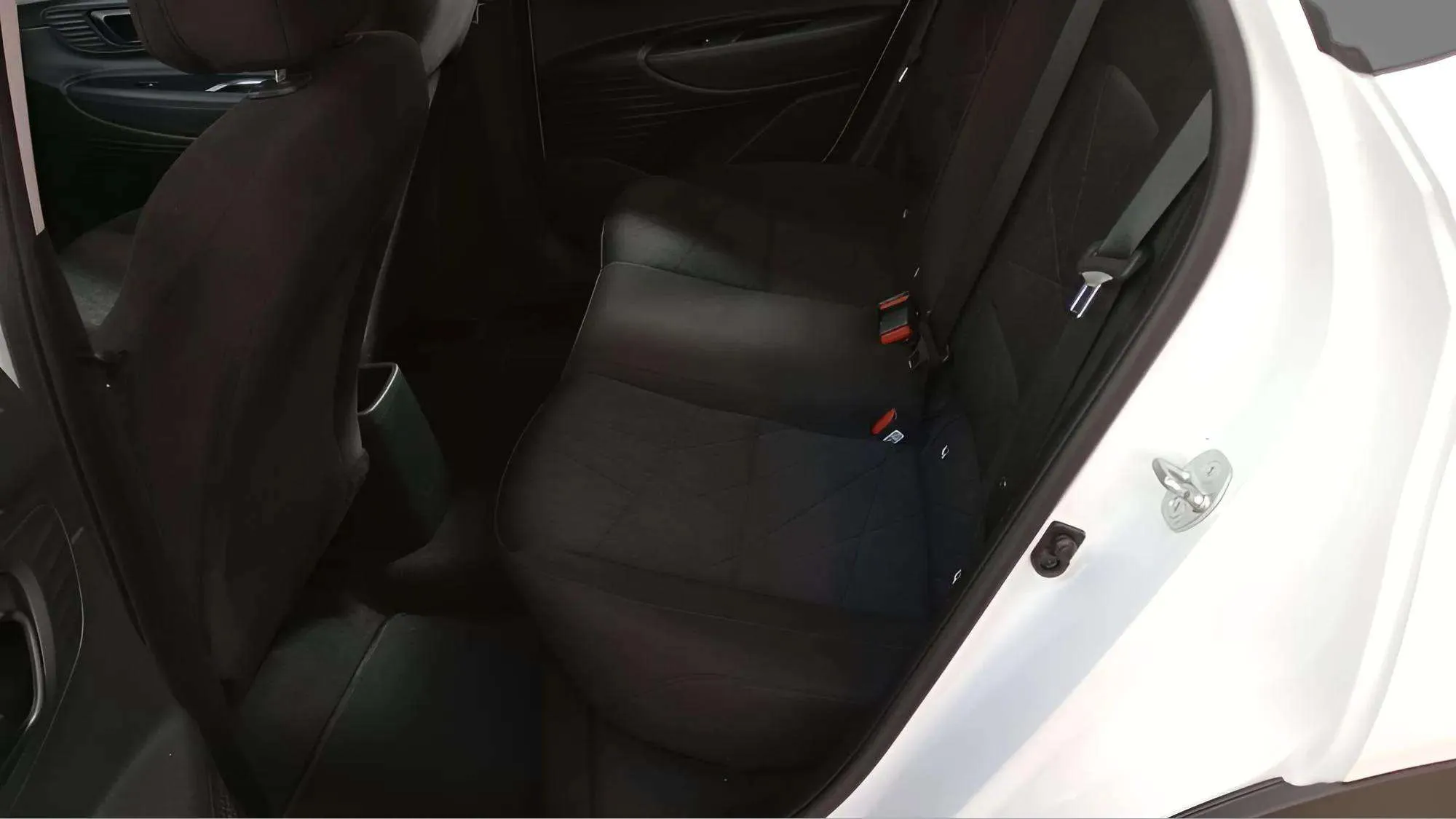 Hyundai Bayon 1.0 T-GDi 48V Maxx - foto 9