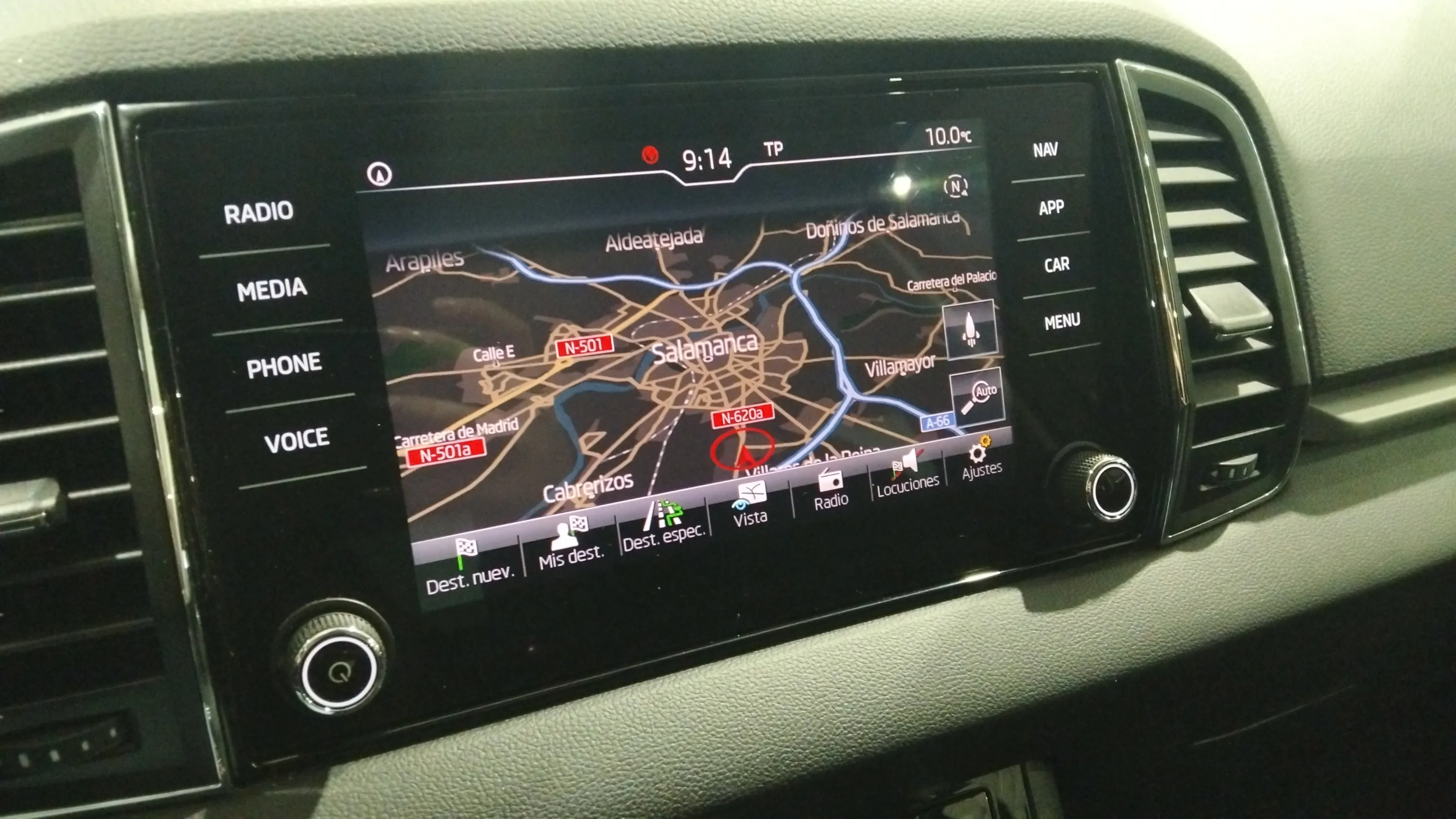 Škoda Karoq 1.0 TSI Ambition - foto 21