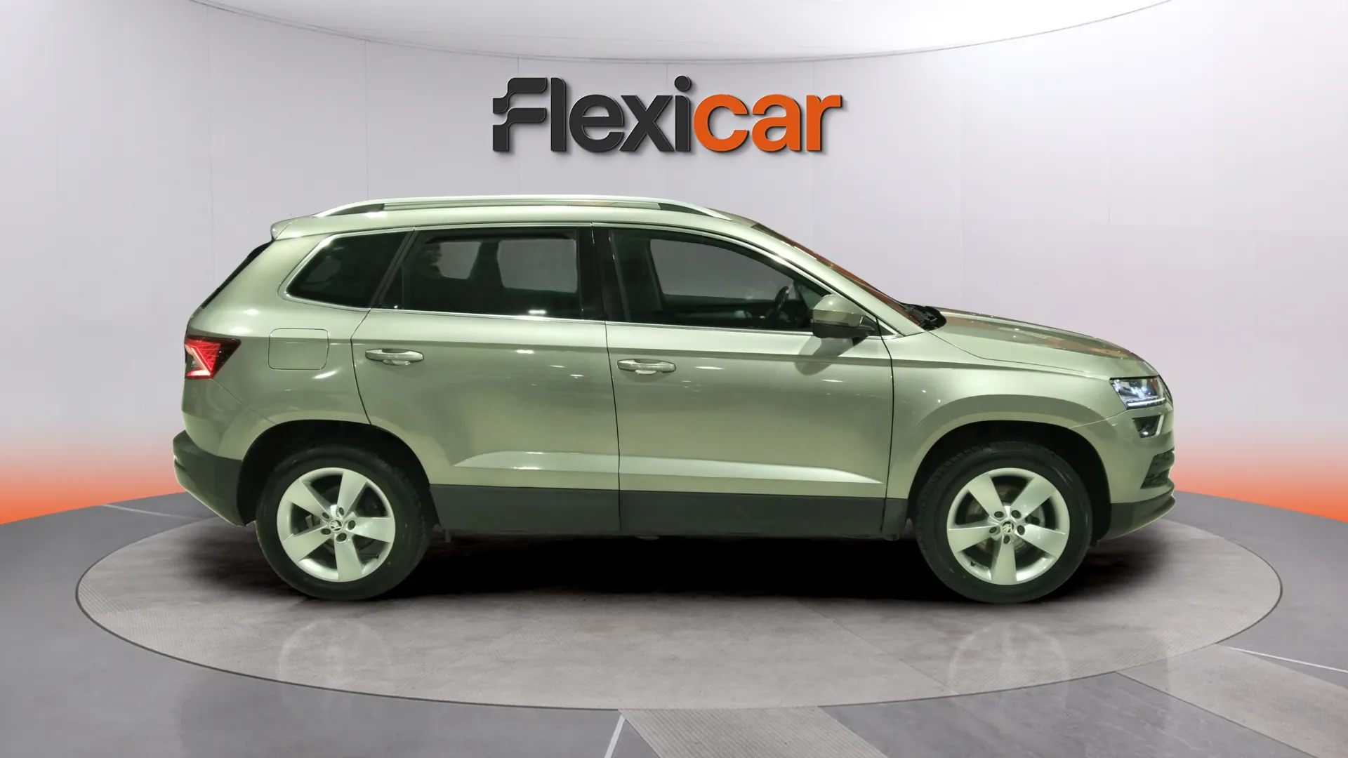 Škoda Karoq 1.0 TSI Ambition - foto 4