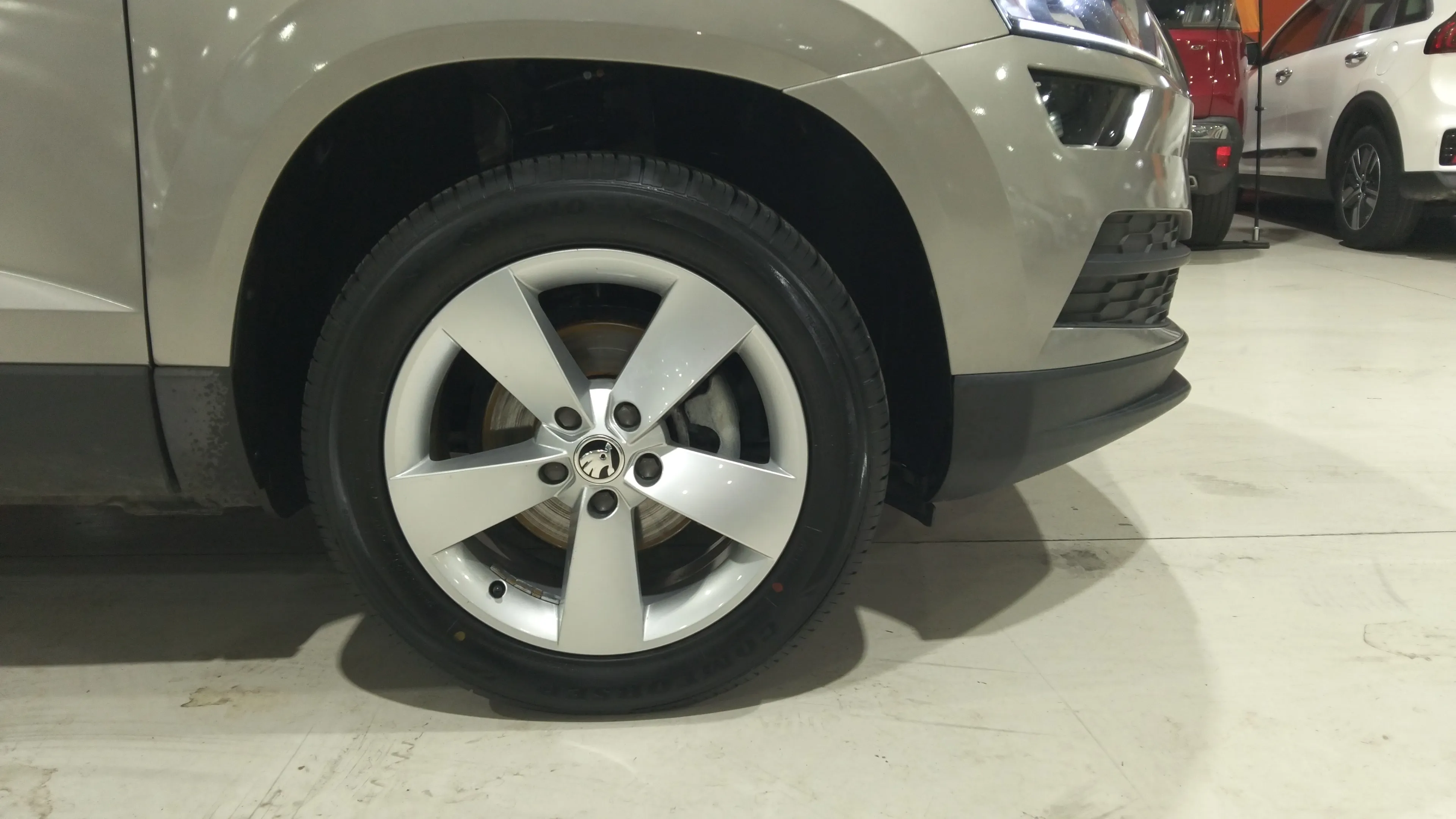 Škoda Karoq 1.0 TSI Ambition - foto 30