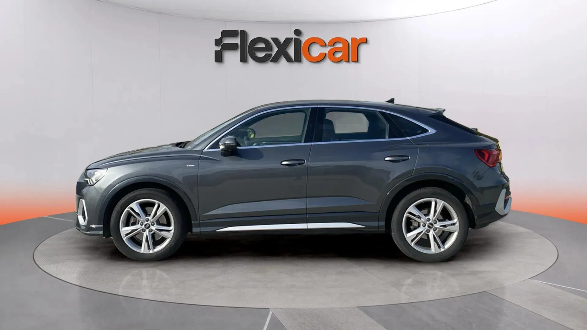Audi Q3 40 TDI S tronic quattro S Line - foto 6