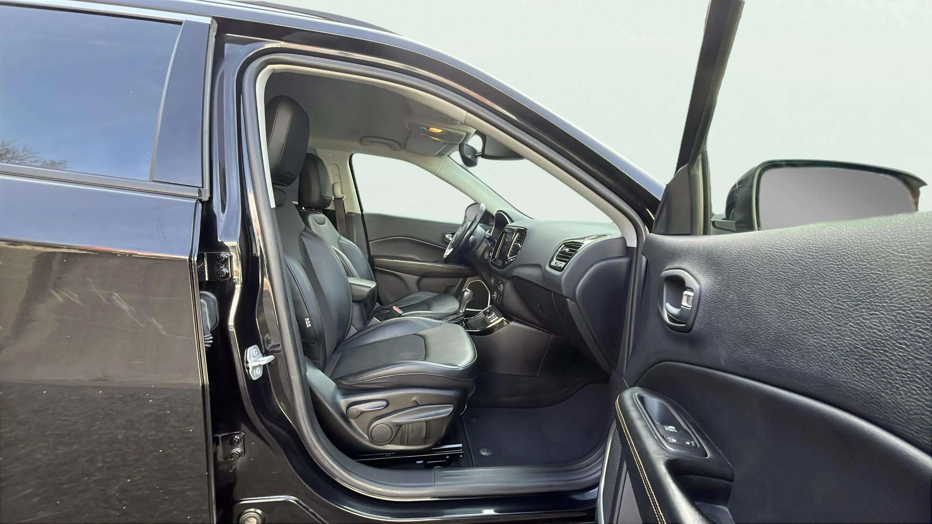 Jeep Compass 1.3 Gse S Ddct 4x2 - foto 14