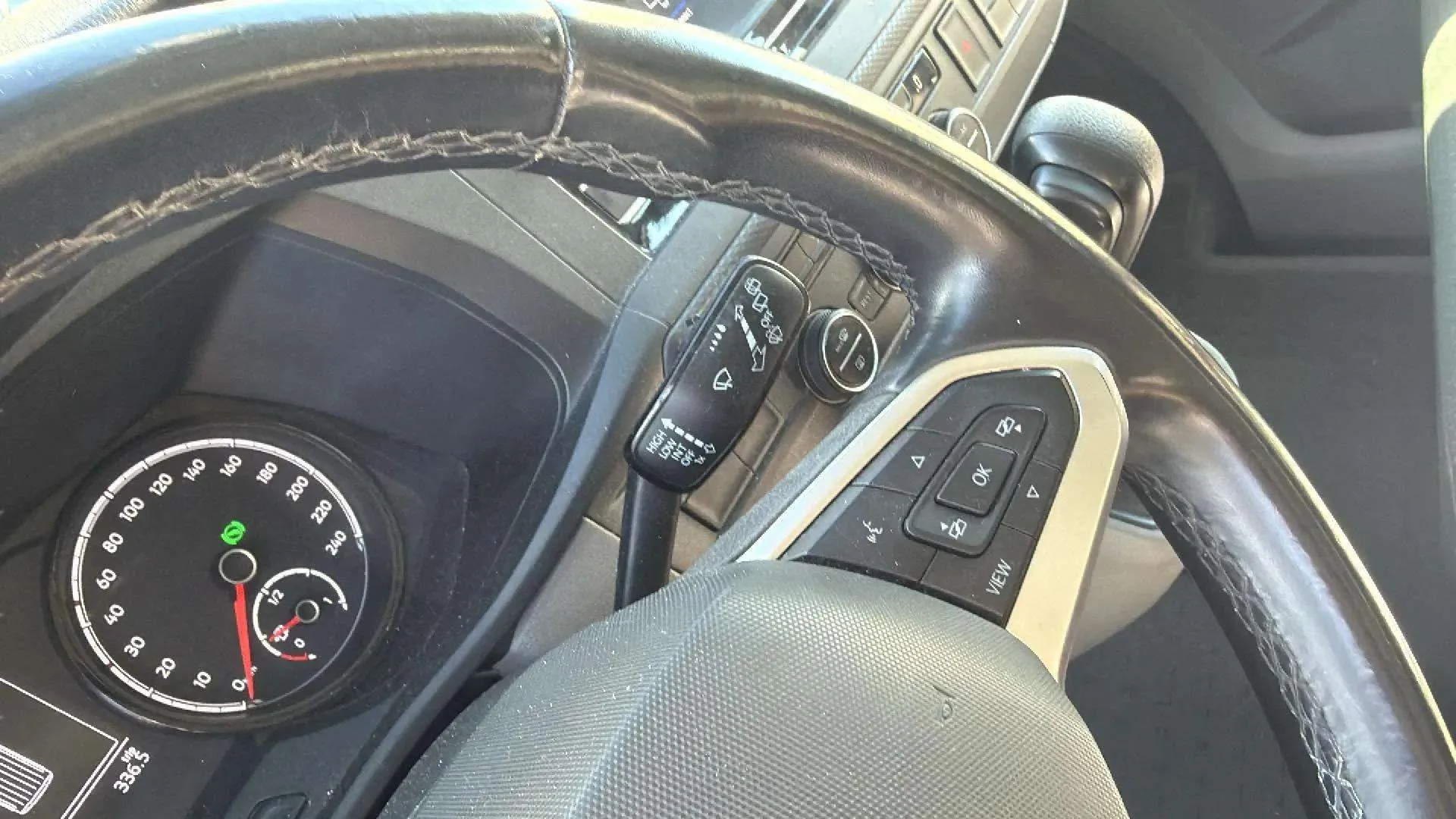 Volkswagen Caravelle Origin Corta 2.0 TDI BMT DSG - foto 22