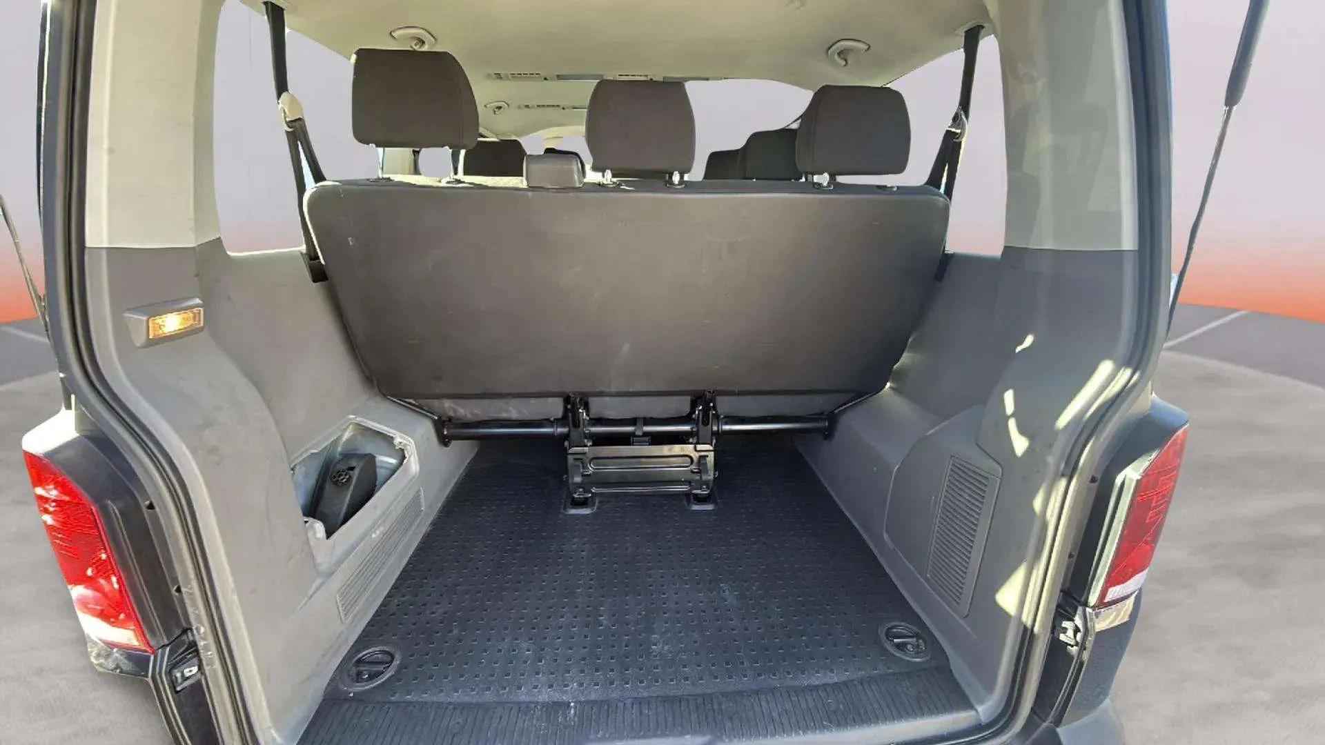 Volkswagen Caravelle Origin Corta 2.0 TDI BMT DSG - foto 18