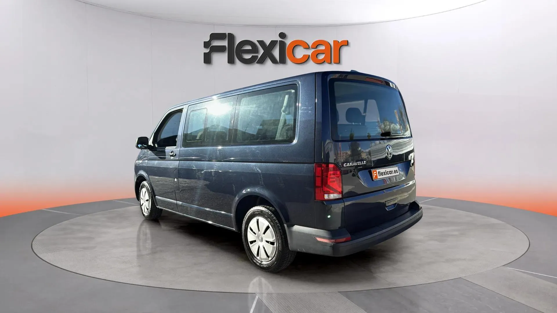 Volkswagen Caravelle Origin Corta 2.0 TDI BMT DSG - foto 4