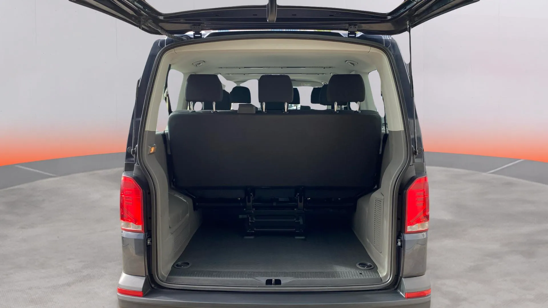 Volkswagen Caravelle Origin Corta 2.0 TDI BMT DSG - foto 24