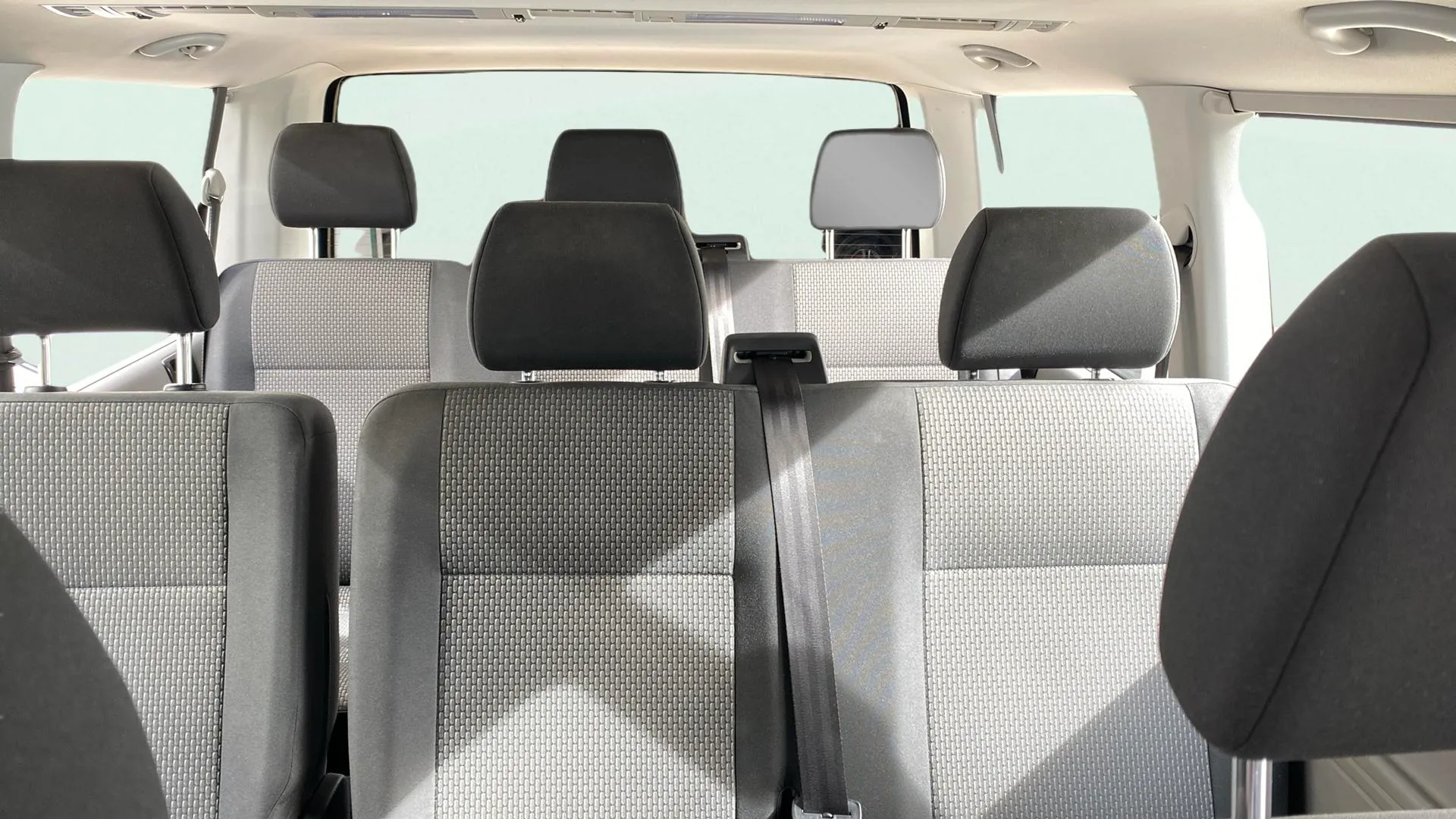 Volkswagen Caravelle Origin Corta 2.0 TDI BMT DSG - foto 22
