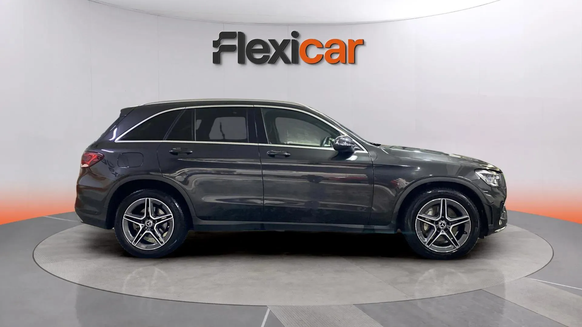Mercedes-Benz GLC 220 d 4MATIC - foto 8
