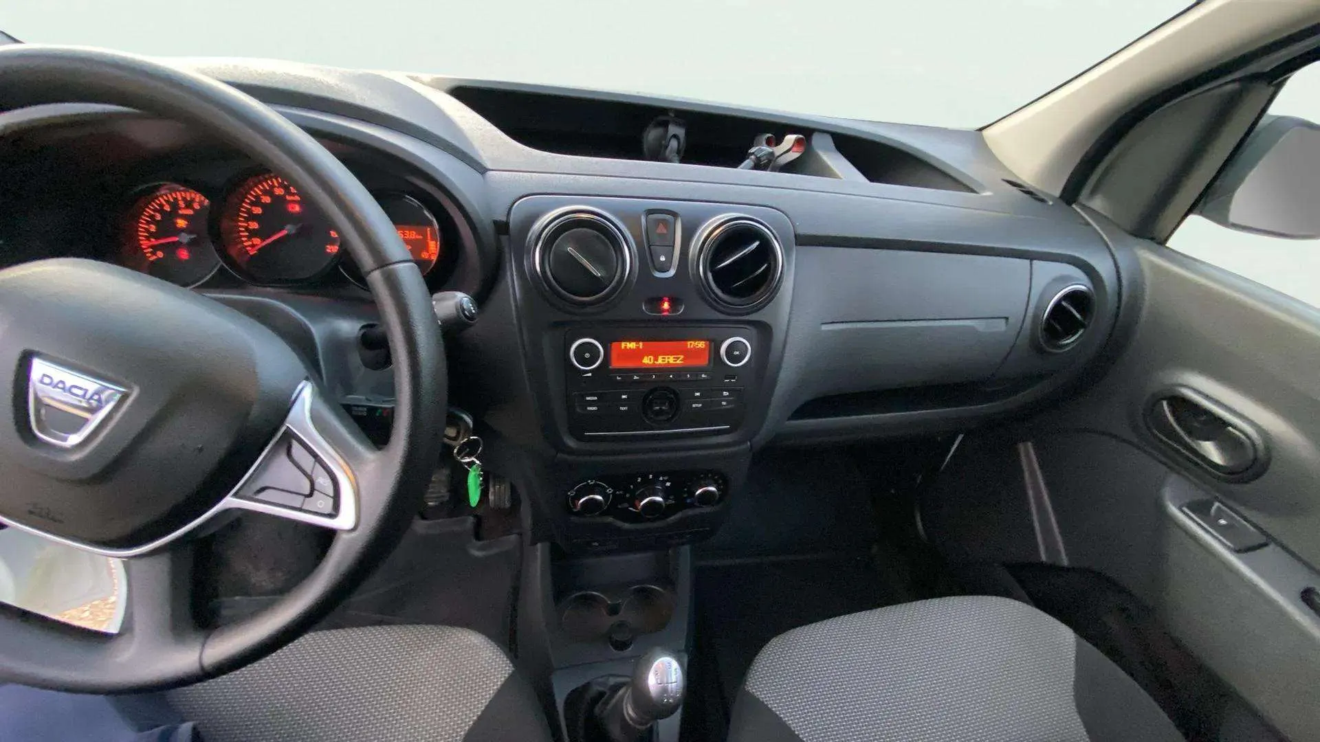 Dacia Dokker Essential Blue dCi - foto 11